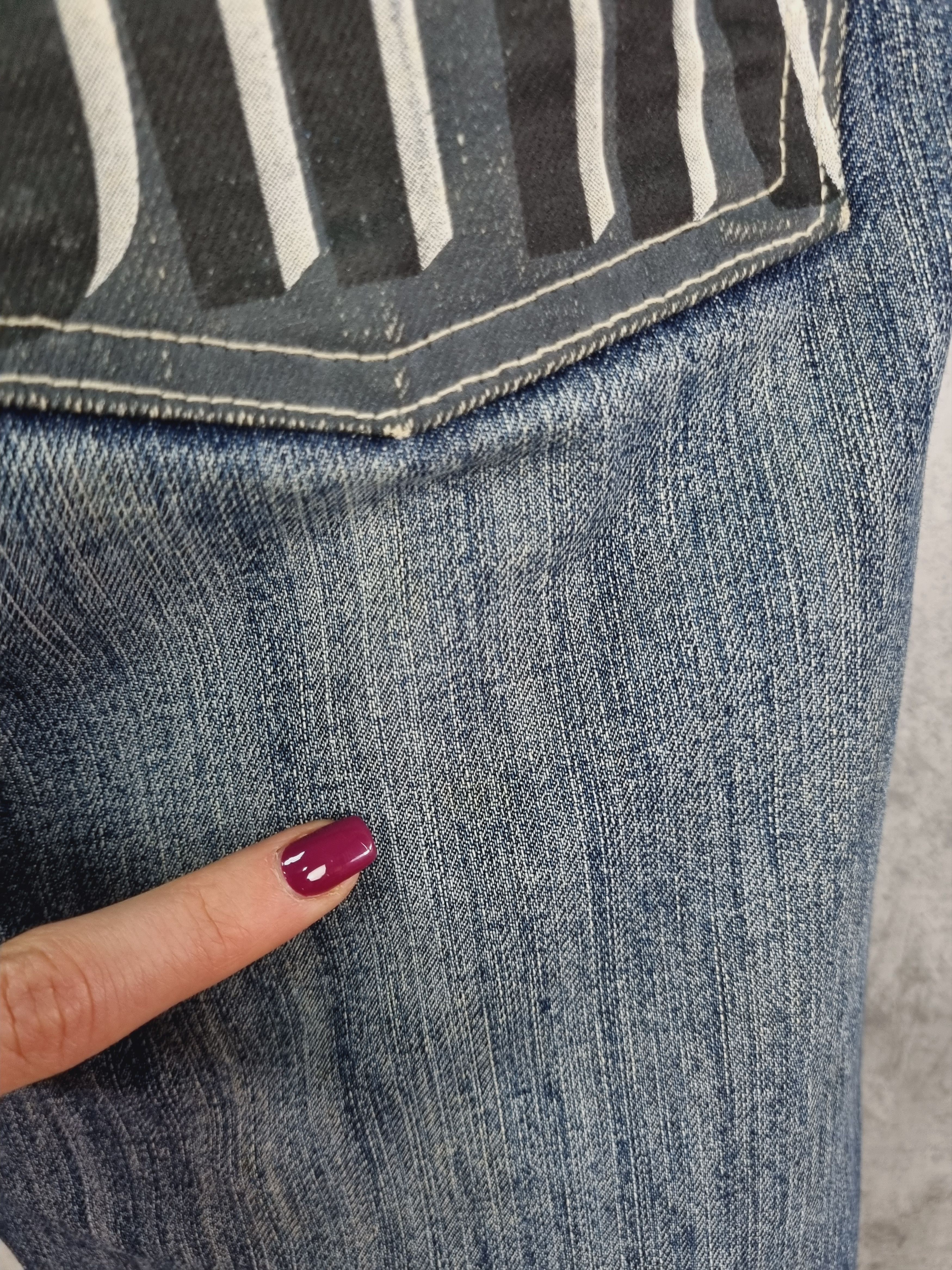 Dirk Bikkembergs × Vintage Bikkembergs Jeans Leather Patch Big Logo Denim Pant Size US 32 / EU 48 - 18 Thumbnail