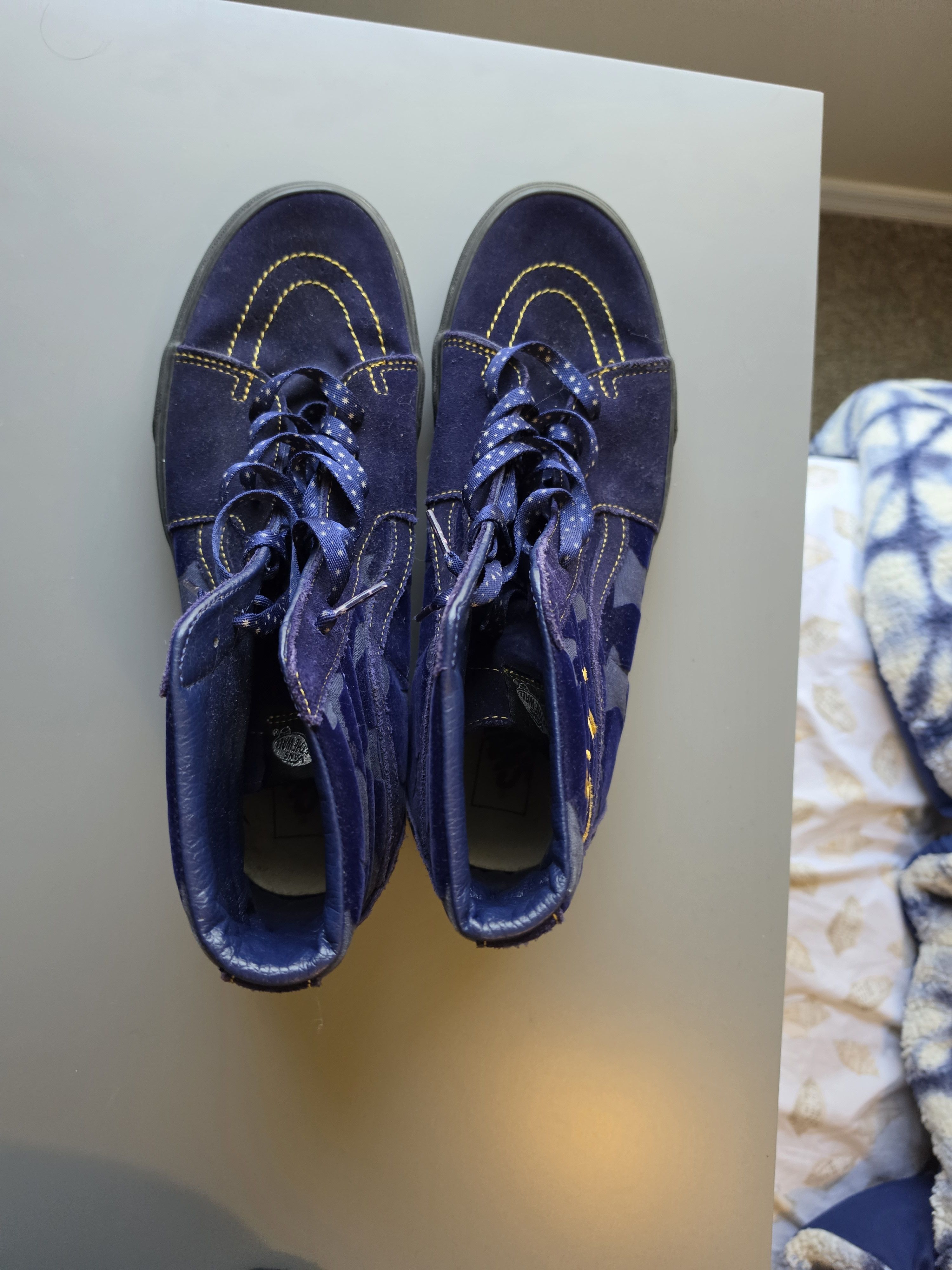 Disney × Vans Vans X Disney Blue Felt Hightop Sneakers Size 12 Size US 12 / EU 45 - 5 Thumbnail