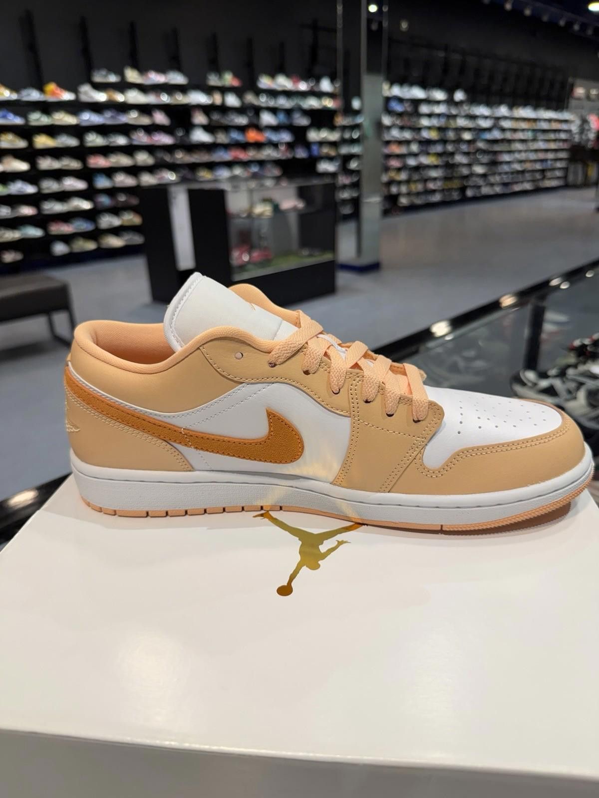 Nike Nike Air Jordan 1 Low 'Sunset Haze' Women's Size 12W/10.5M Size US 12 / IT 42 - 12 Thumbnail