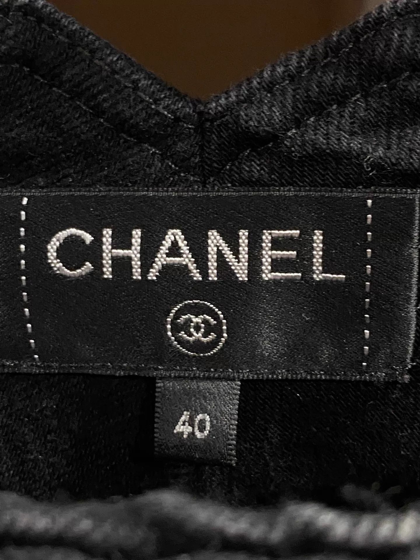 Chanel Chanel High-Waisted Flattering Authentic Shorts Size 40 Size 28" / US 6 / IT 42 - 3 Thumbnail