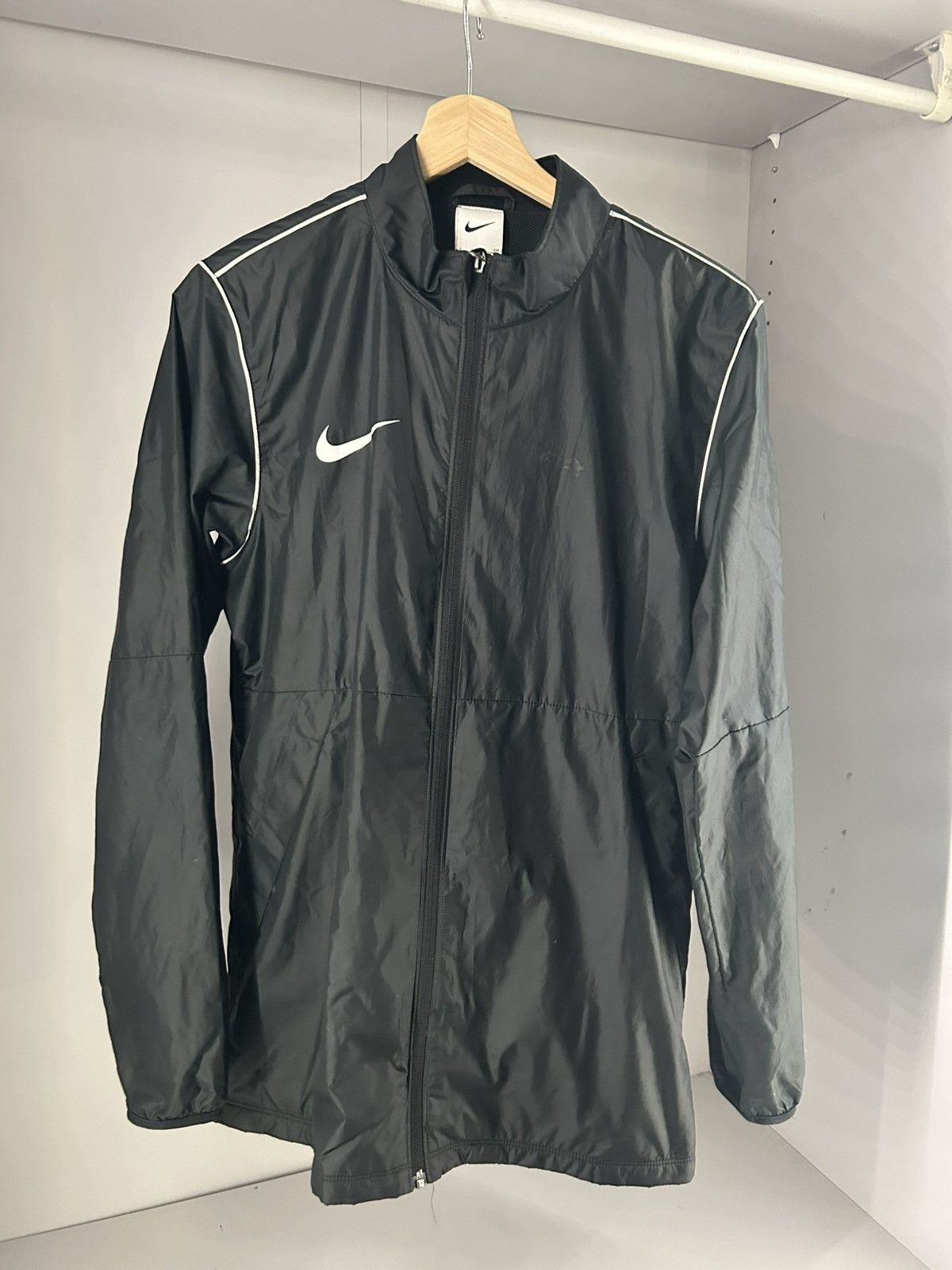Nike Nike black sport jacket Size US S / EU 44-46 / 1 - 2 Thumbnail