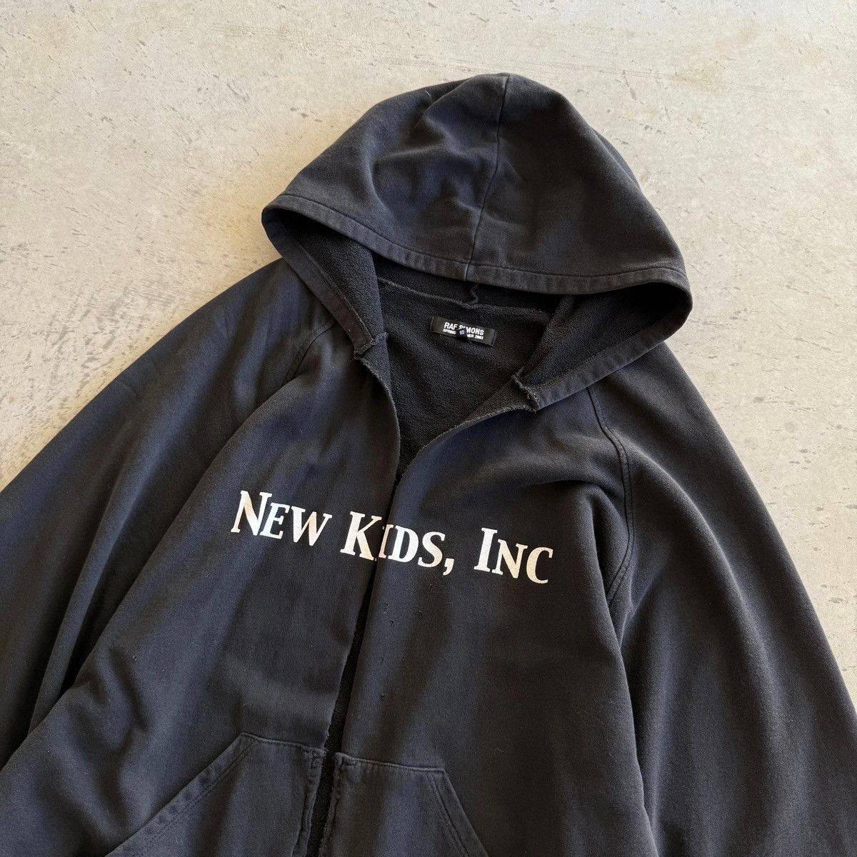 Raf Simons SS03 Raf Simons New Kids Inc Hoodie Size US L / EU 52-54 / 3 - 3 Thumbnail