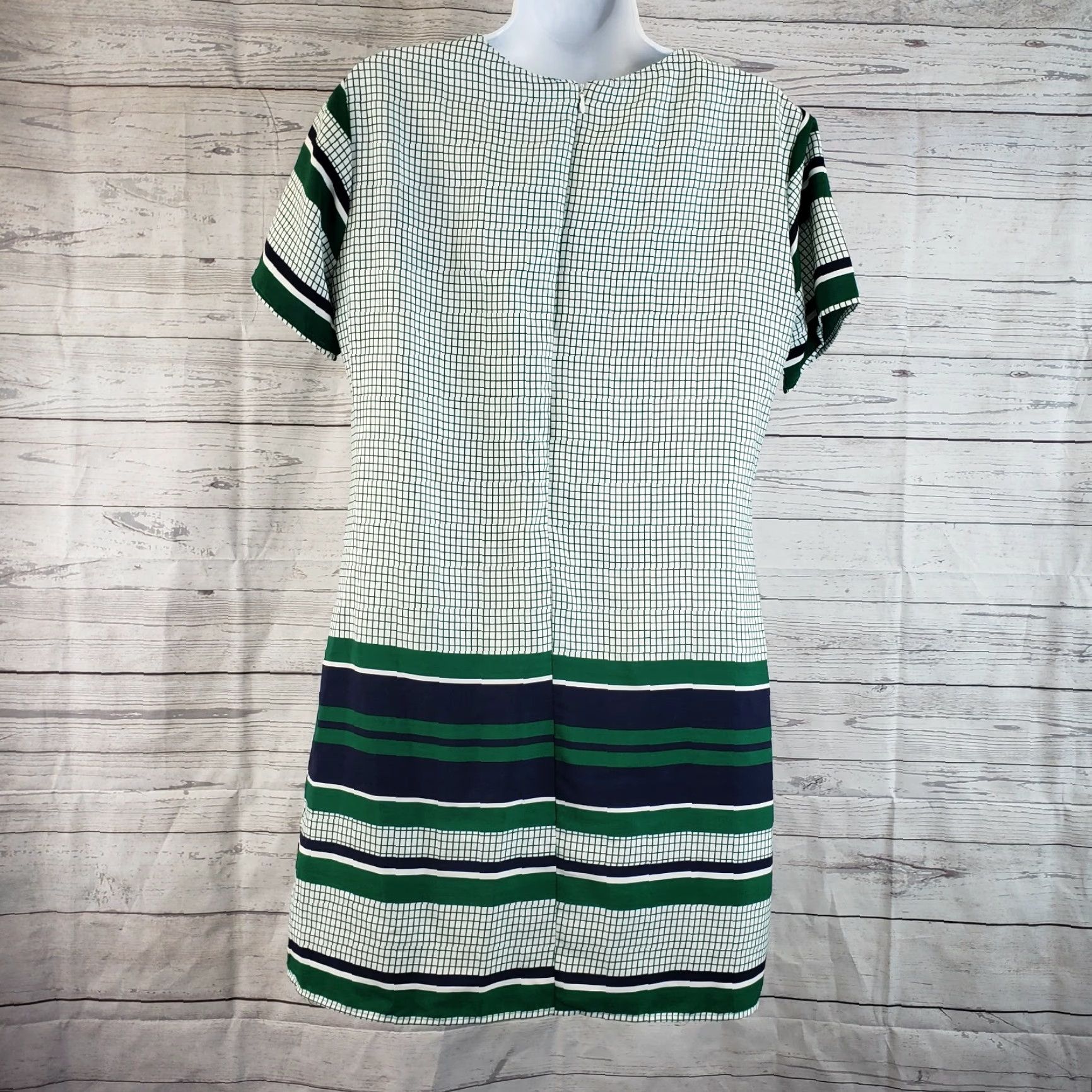 Lulus Lulus Womens Shift Dress M Green White Stripes Short Sleeve Casual Polyester 32" Short Length 19.5" Width Boys Girls Mens Womens Size 32" / US 10 / IT 46 - 3 Thumbnail
