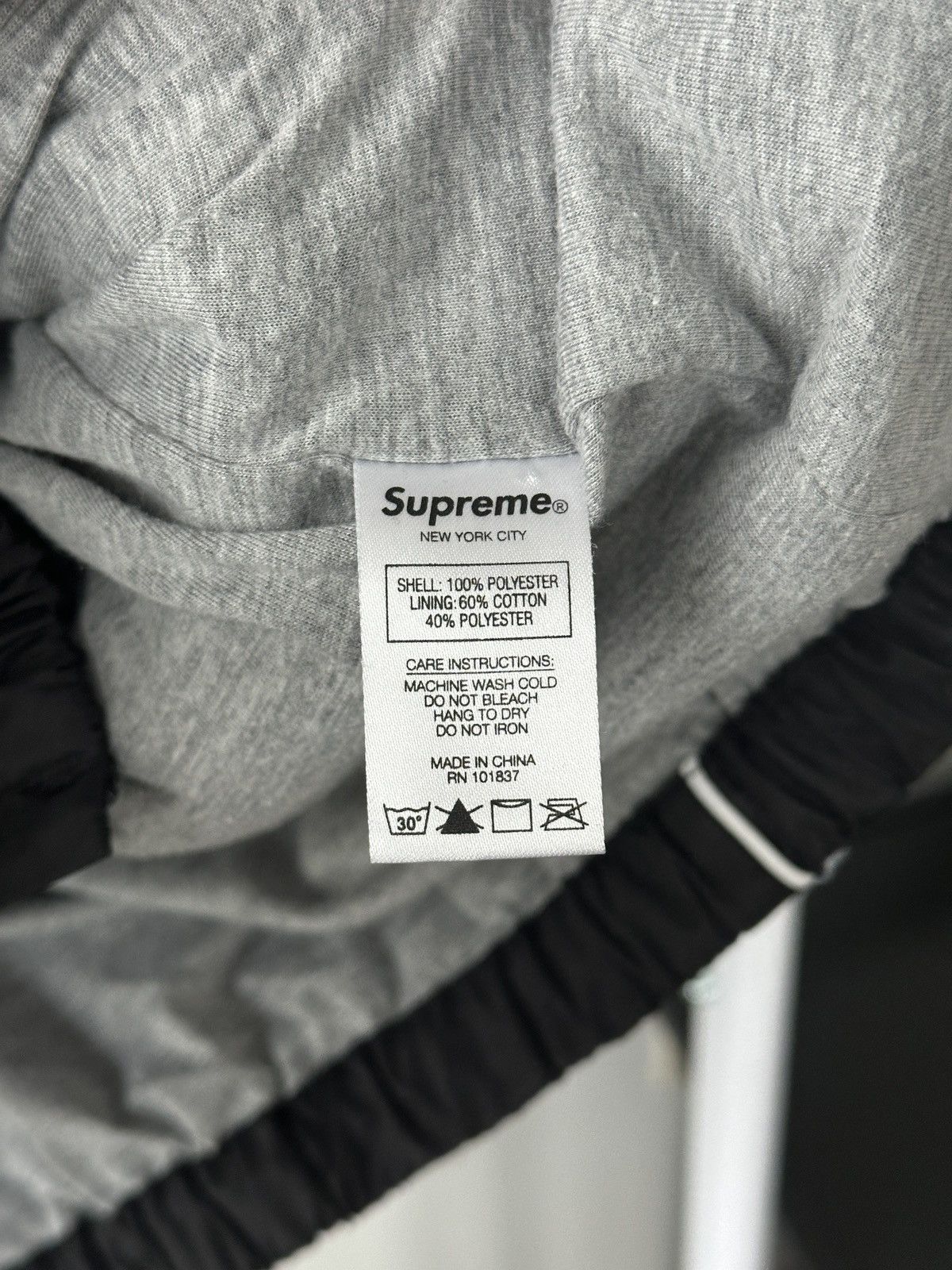 Supreme Supreme Piping Warm Up Pullover Sweater Black Size US M / EU 48-50 / 2 - 8 Thumbnail