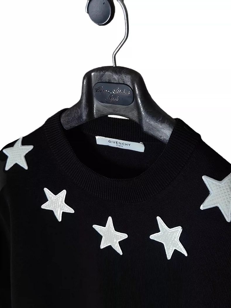 Givenchy Givenchy Runway Star Embroidered Five-pointed Star T-Shirt Size US XL / EU 56 / 4 - 4 Thumbnail