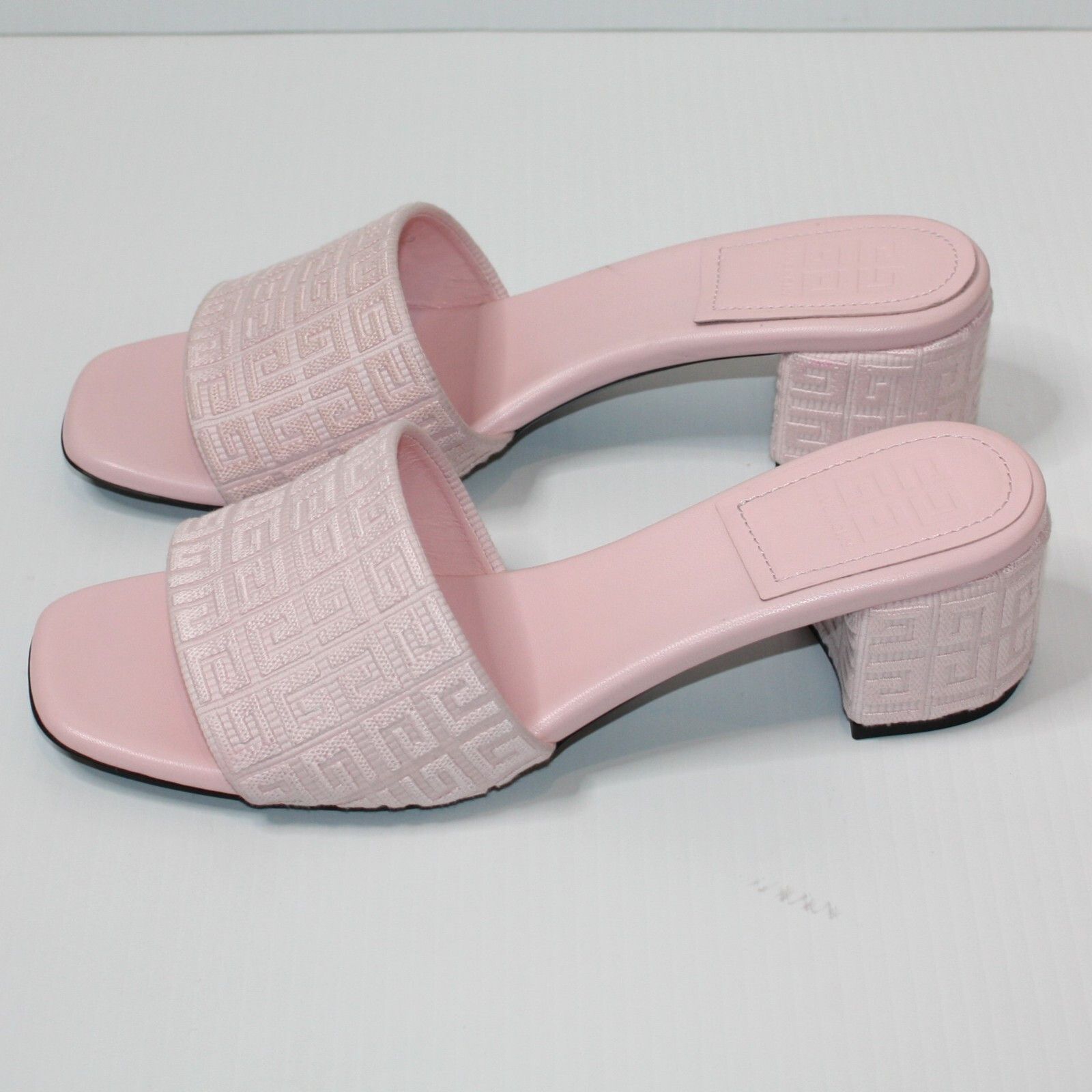 Givenchy 4G Block Heel Slide Sandals in Tender Pink US 10 MSRP $775 Size US 10 / IT 40 - 8 Thumbnail