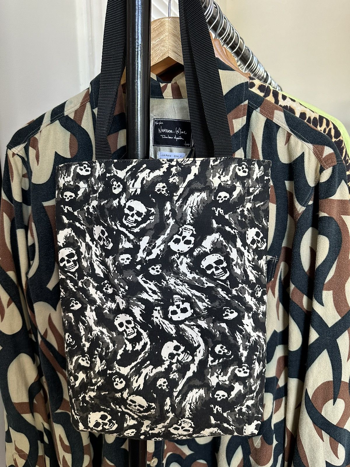 Number (N)ine S/S 2001 Number (N)ine Takahiro Skull Tote Bag Size ONE SIZE - 7 Thumbnail