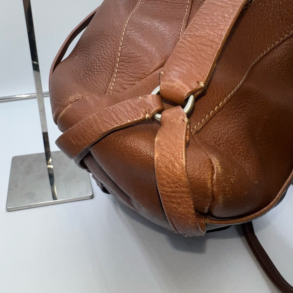 Juicy Couture Juicy Couture Vintage Genuine Leather Cage Strapped Large Shoulder Bag SEE PHOTOS AND DESCRIPTION Size ONE SIZE - 7 Thumbnail