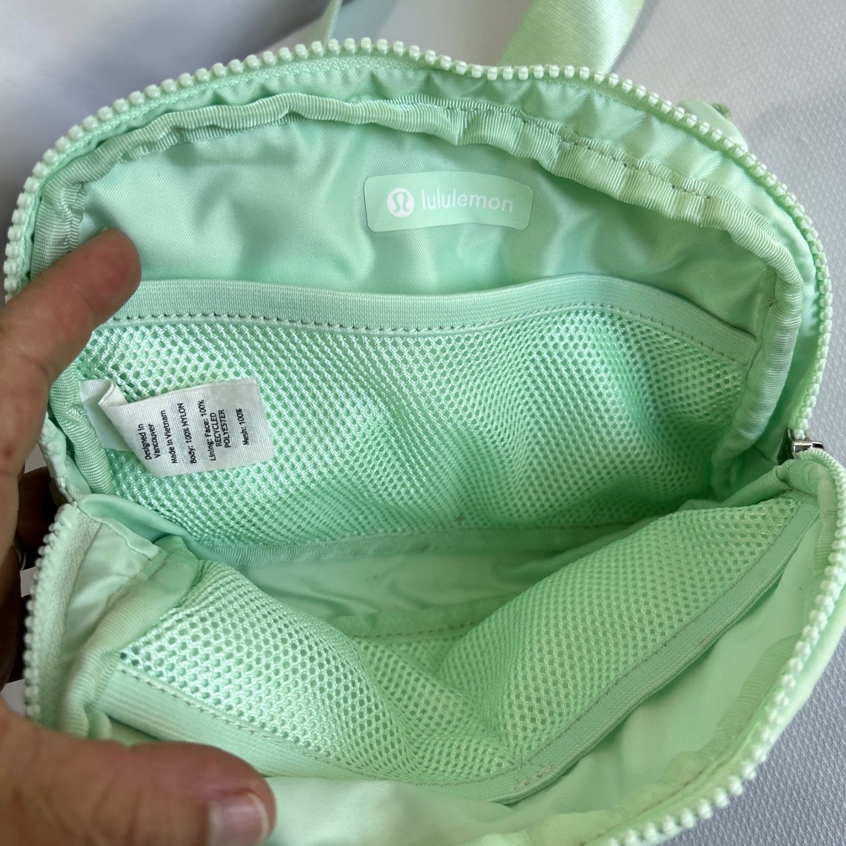 Lululemon LULULEMON Everywhere Belt Bag Women Mint Green Nylon Size ONE SIZE - 6 Thumbnail