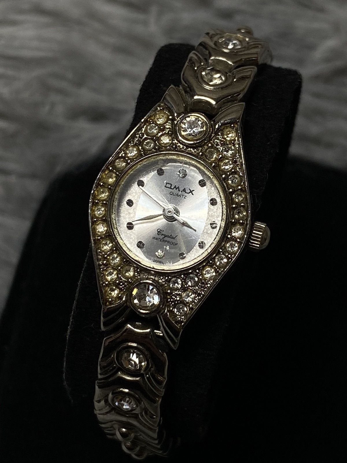 Vintage Elegant Omax Crystal Watch - Japanese Brand Size ONE SIZE - 2 Thumbnail