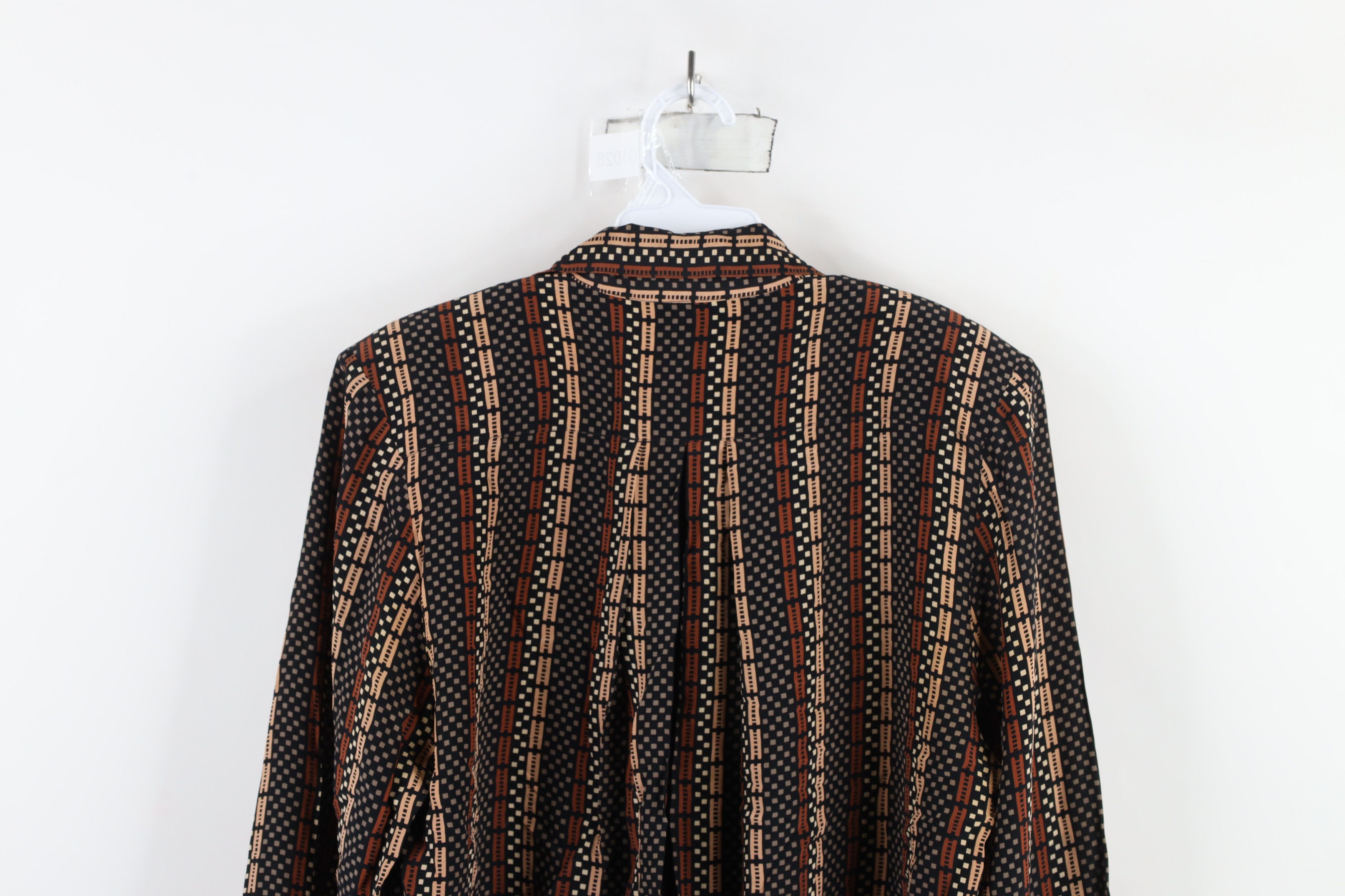 Vintage Vintage 90s Streetwear Checkered Collared Button Shirt Size L / US 10 / IT 46 - 9 Thumbnail