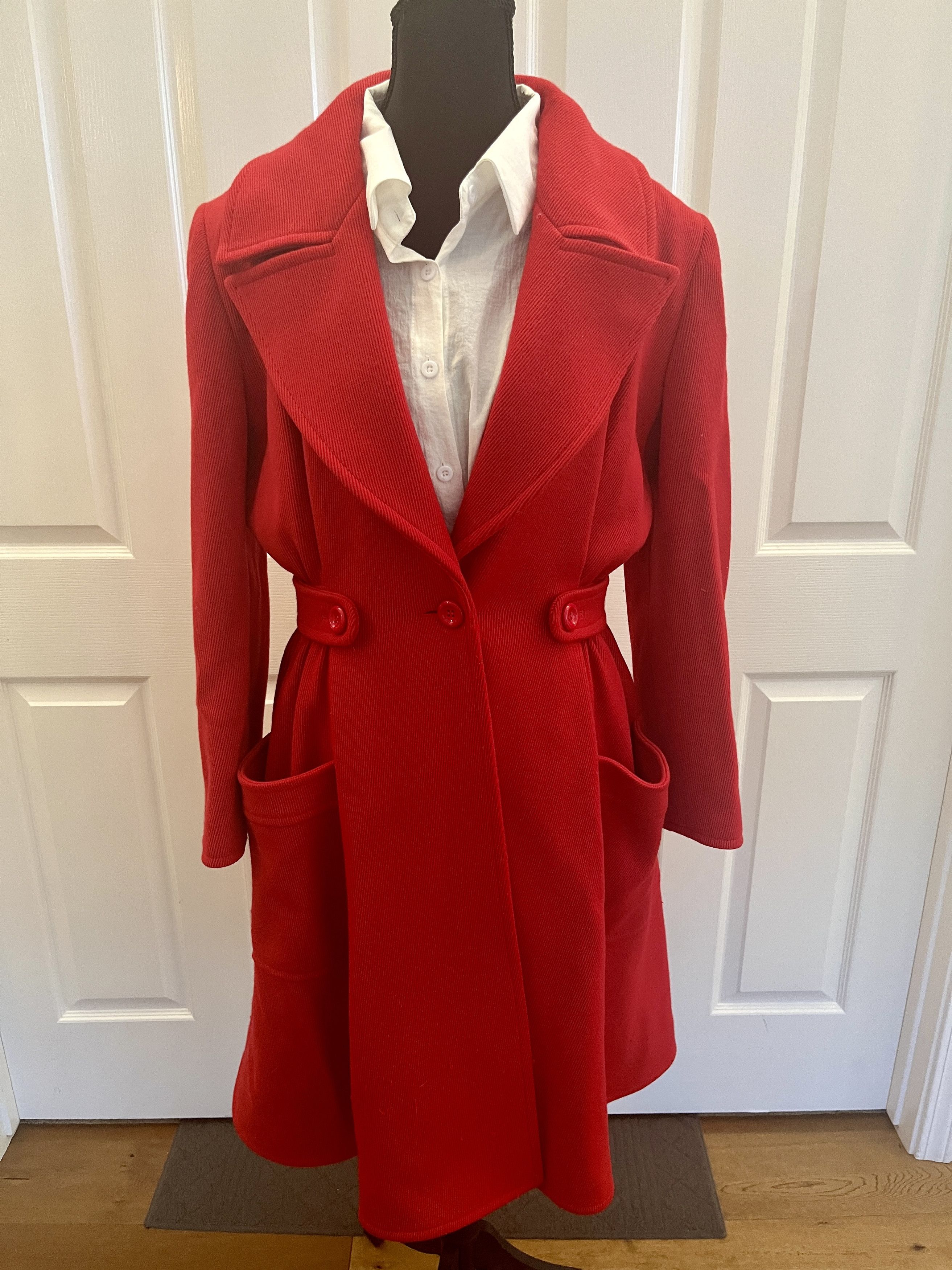 Valentino Vintage Valentino Boutique Red Tweed Peaked Lapel Coat Italy Size M / US 6-8 / IT 42-44 - 2 Thumbnail