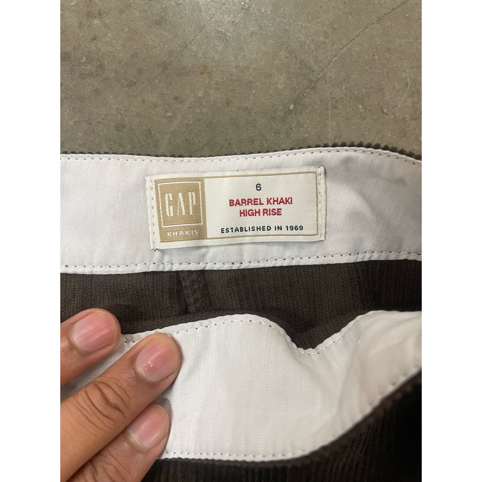 Gap Gap women - Snap-Front Corduroy Mini Skirt / 6 / Brown Noir Size 28" / US 6 / IT 42 - 6 Thumbnail