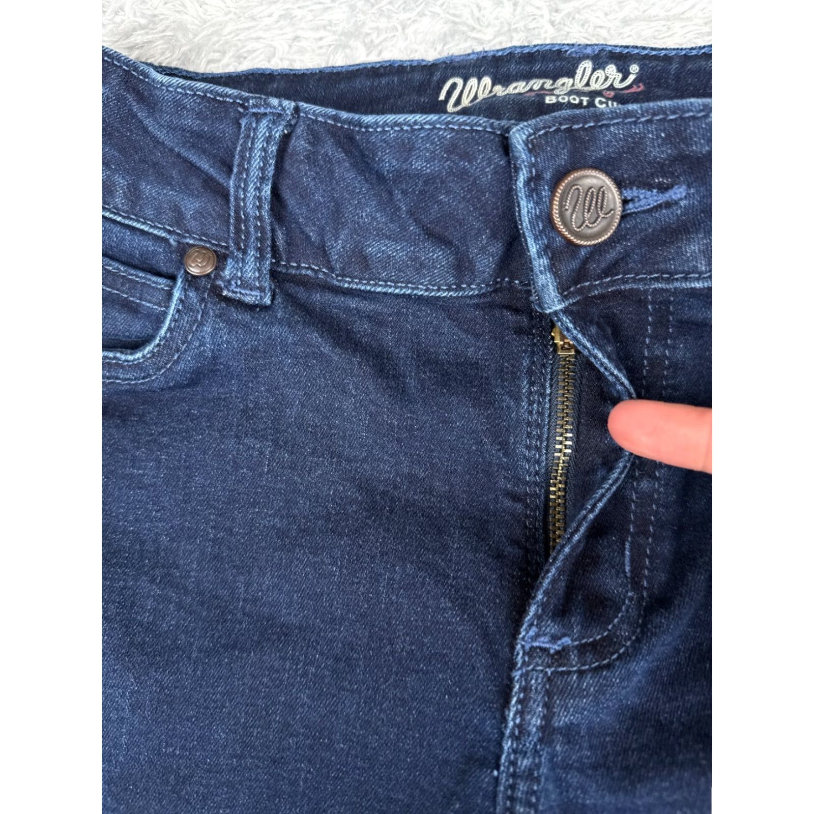 Wrangler Wrangler Jeans Juniors 5 Blue Denim Bootcut Distressed Cotton Western 28x31 Size 27" / US 4 / IT 40 - 5 Thumbnail