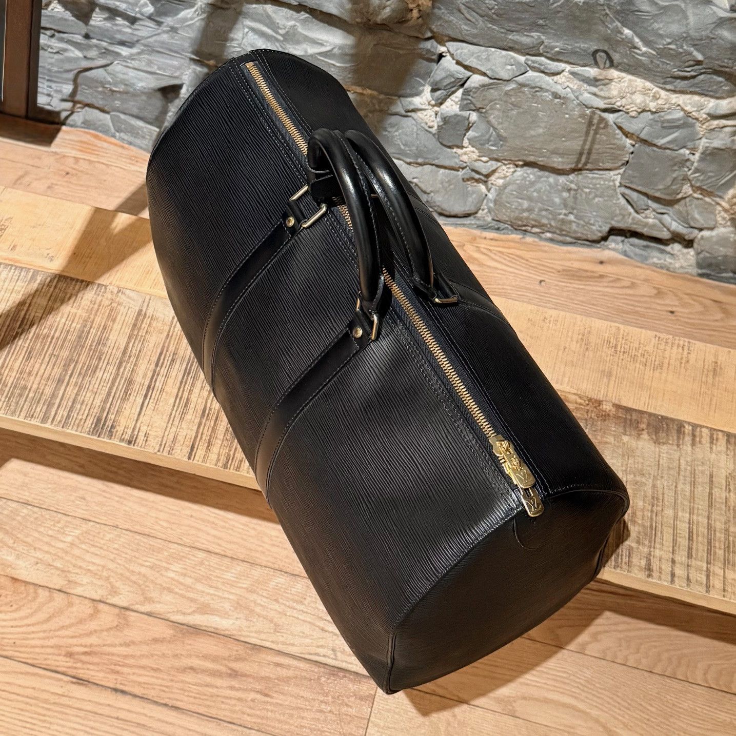 Louis Vuitton Louis Vuitton Vintage Black Epi Keepall 50 Duffle Bag Size ONE SIZE - 4 Thumbnail