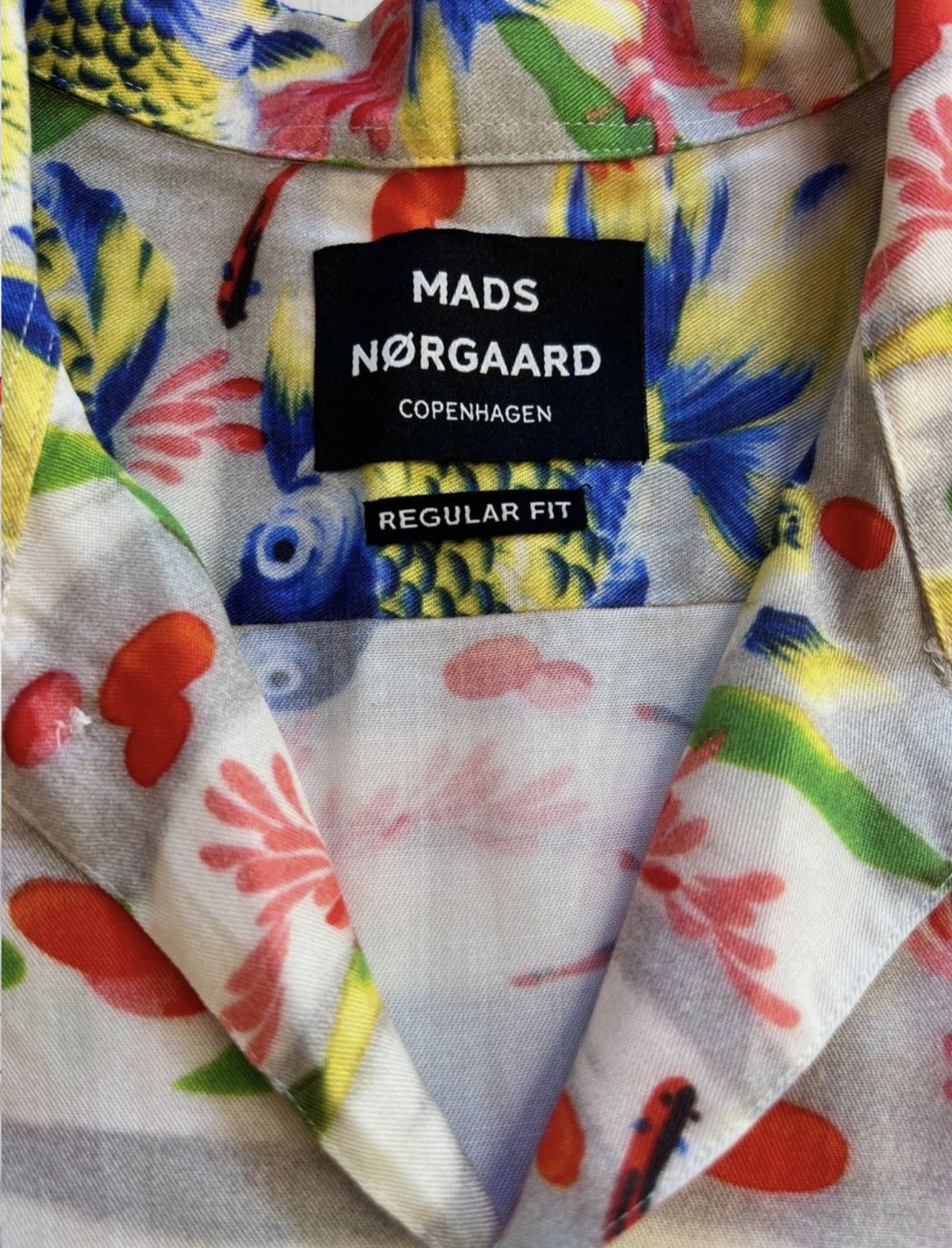 Mads Norgaard Mads Nørgaard Copenhagen Goldfish Print Shirt Size M tencel Size US M / EU 48-50 / 2 - 6 Thumbnail