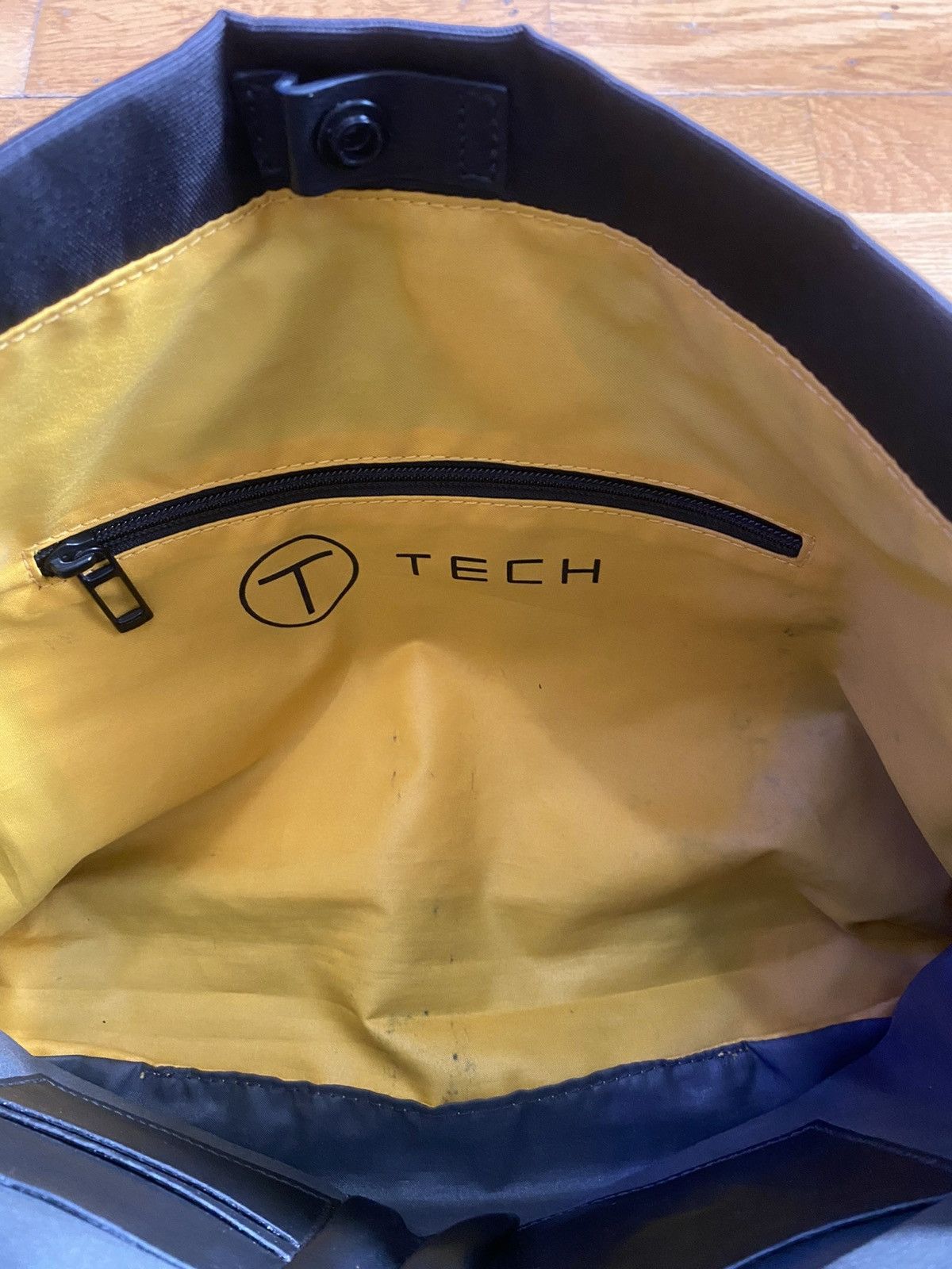 Tumi T-Tech by TUMI Grey Messenger Laptop Bag Size ONE SIZE - 5 Thumbnail