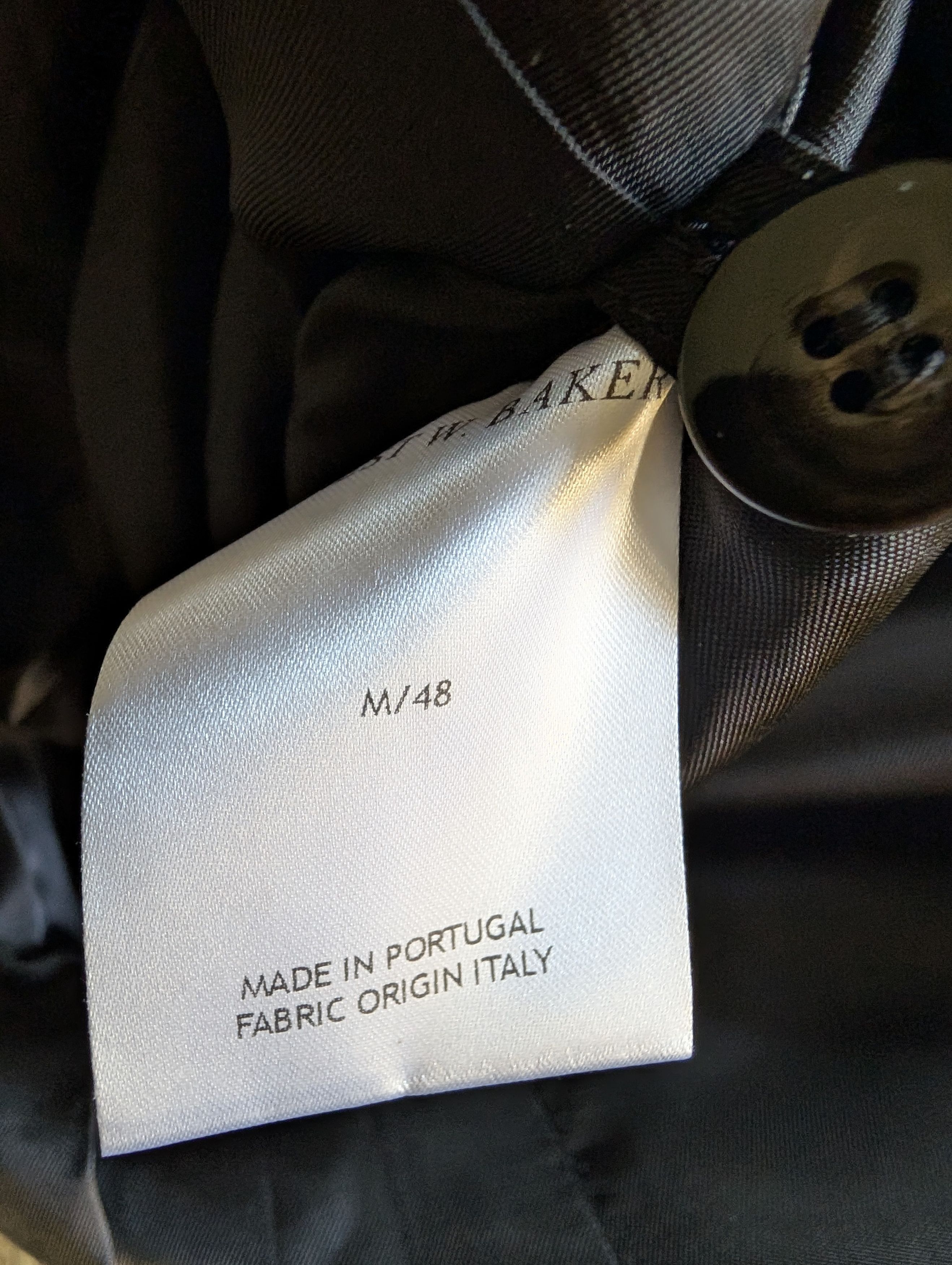 Ernest W. Baker Sleeveless Tuxedo blazer Size 48R - 3 Thumbnail