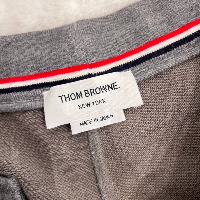 Thom Browne Thom Browne size2 Gray striped shorts Size US 40 / EU 56 - 3 Thumbnail