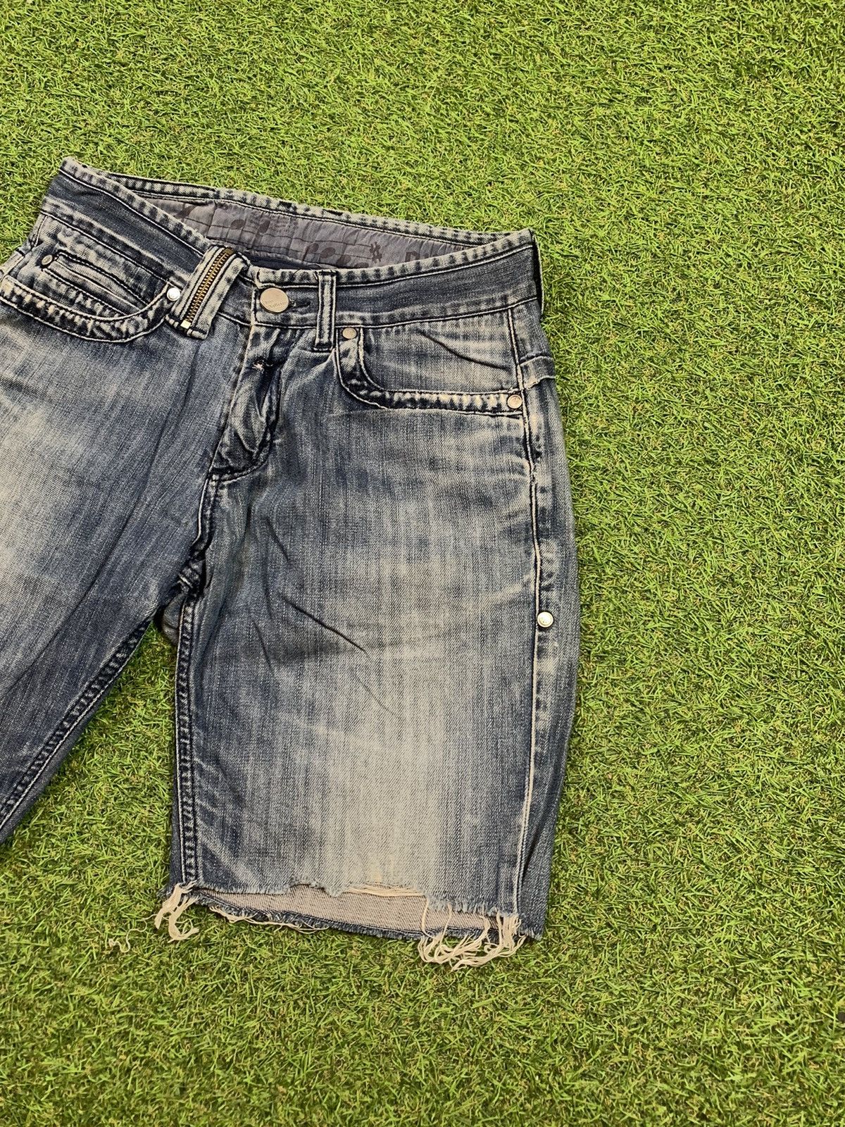 John Galliano Vintage Y2K John Galliano shorts distressed style Size US 32 / EU 48 - 2 Thumbnail