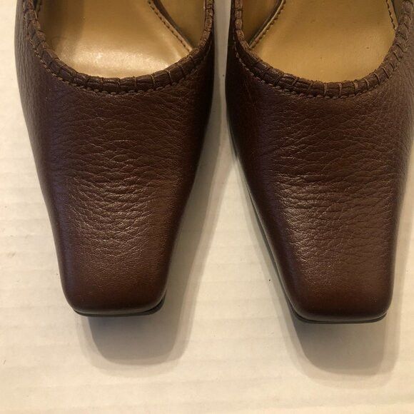 Etienne Aigner Etienne Aigner women's leather pump shoes size: 5 1/2M Size US 5.5 / IT 35.5 - 3 Thumbnail