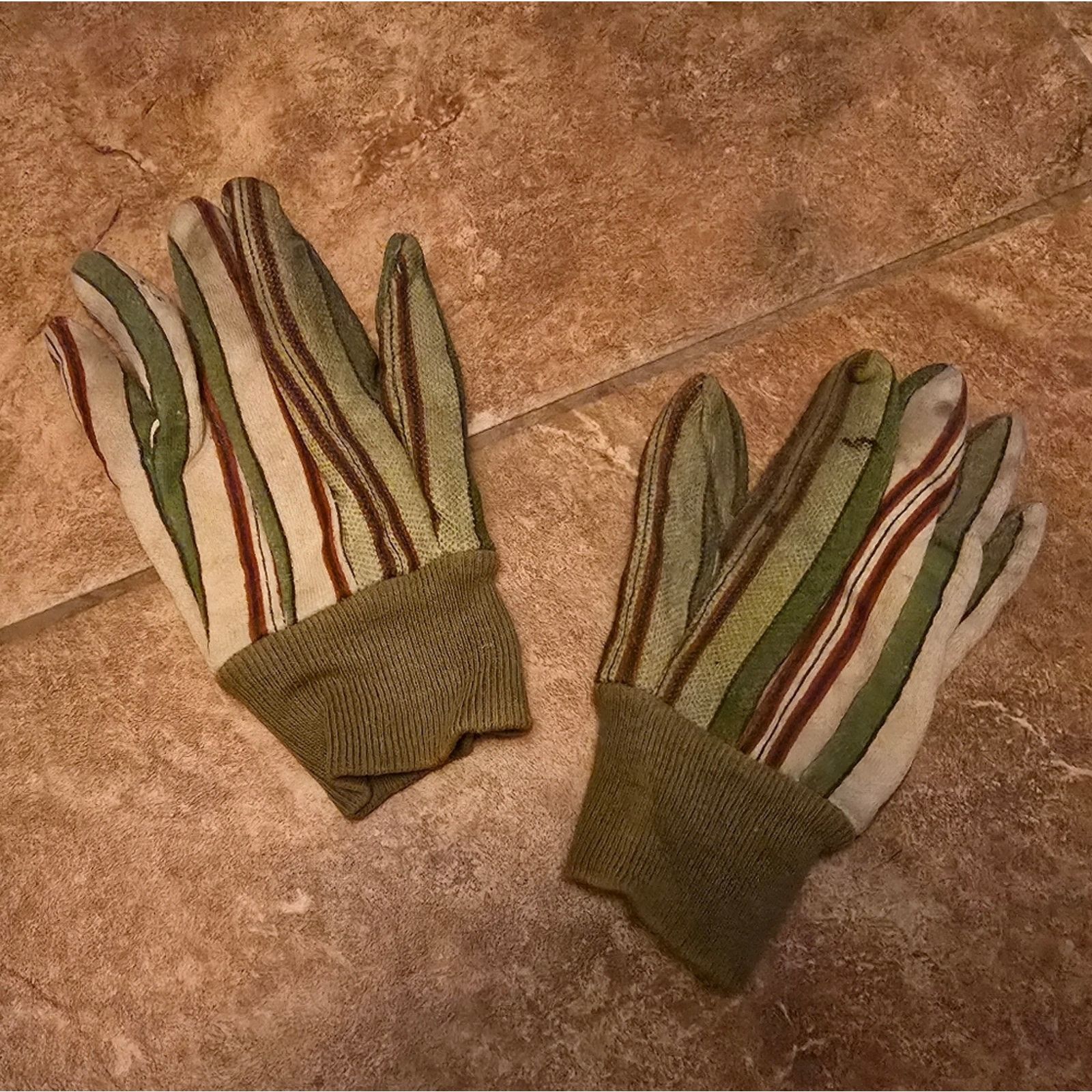 Other Multicolored Stripe | MIDWEST | Work Glove Size ONE SIZE - 1 Thumbnail