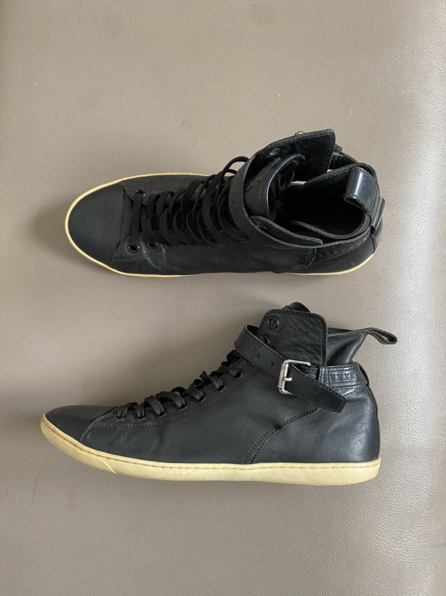 Louis Vuitton Vintage louis vuitton high top leather trainers Size US 11 / EU 44 - 9 Thumbnail