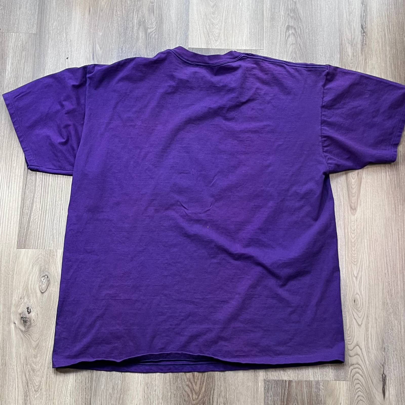 Vintage Vintage 1990’s Jerzees Luxor Gold Chamber Graphic Tee XL Size US L / EU 52-54 / 3 - 6 Thumbnail