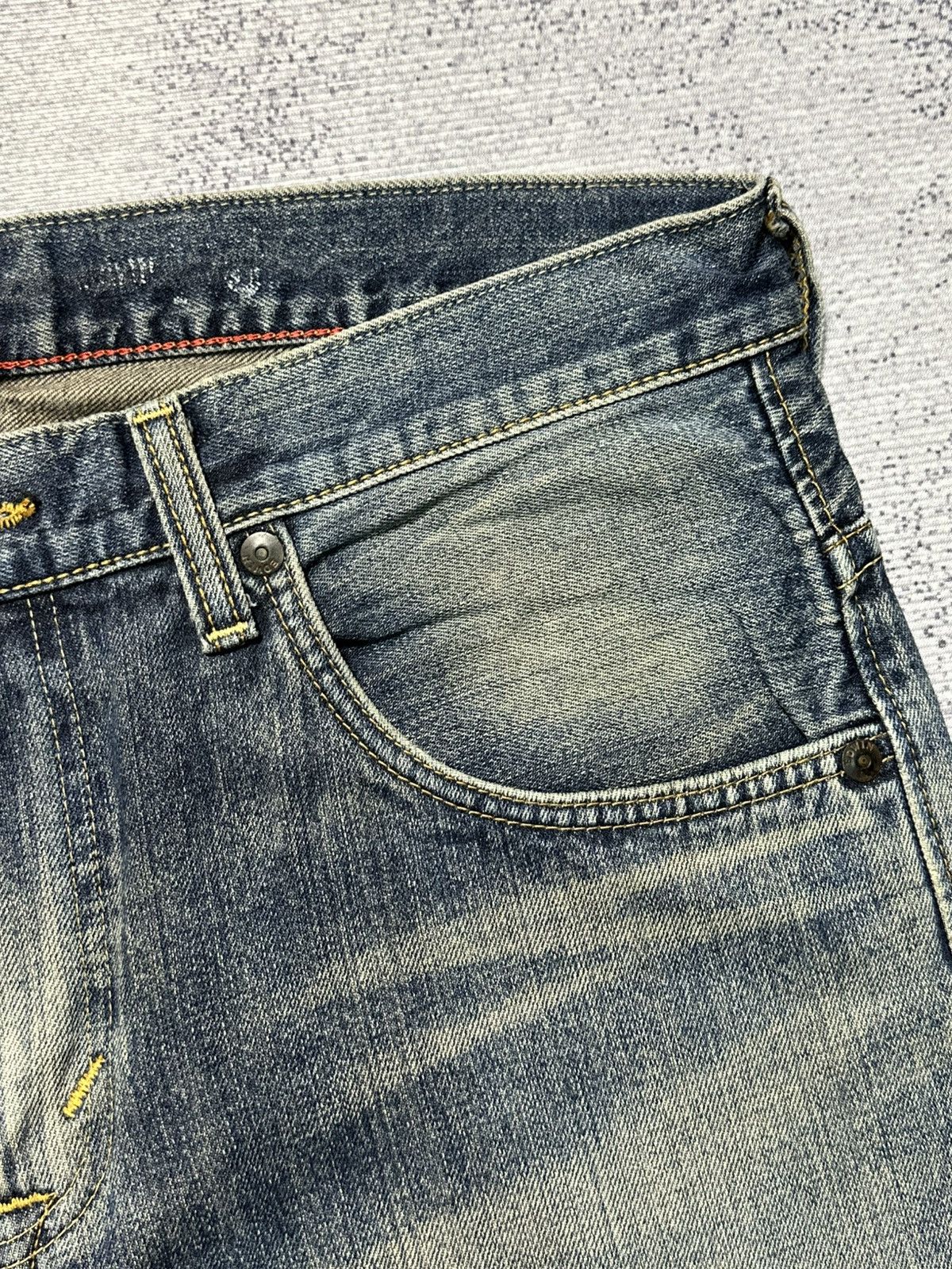Undercover × Uniqlo 2000s Edwin Mud Washed Denim 405 Size US 33 - 7 Thumbnail