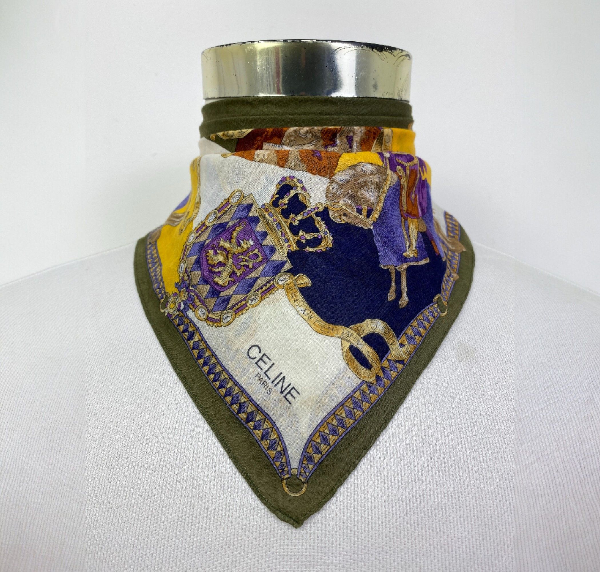 Celine Vintage Celine Handkerchief / Neckerchief HKC1057 Size ONE SIZE - 1 Thumbnail