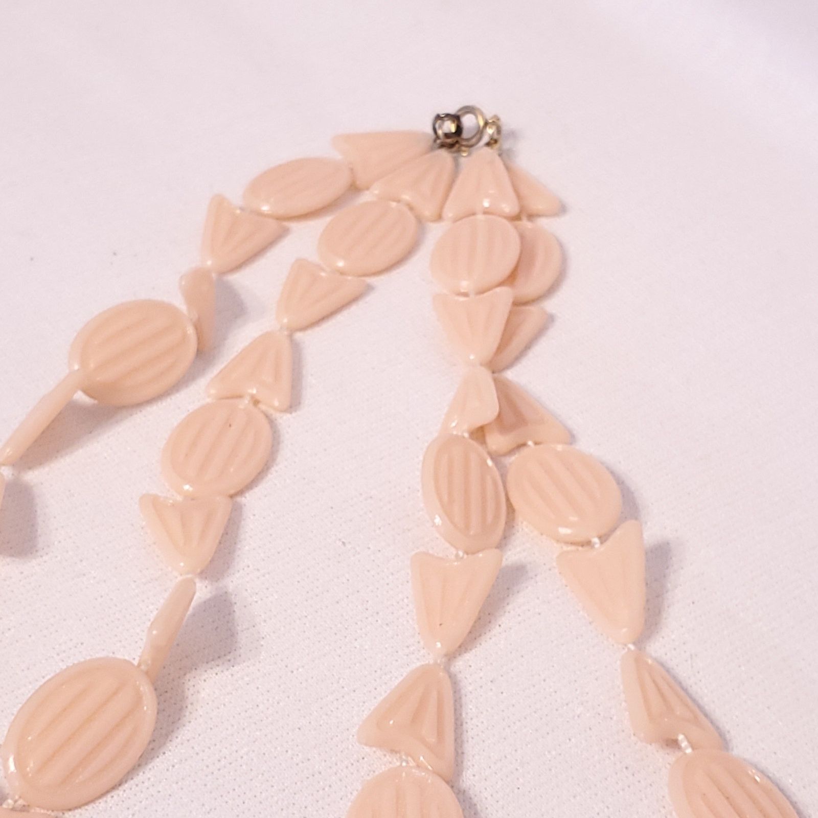 Other Vintage MCM Retro Necklace in Pink long Size ONE SIZE - 3 Thumbnail