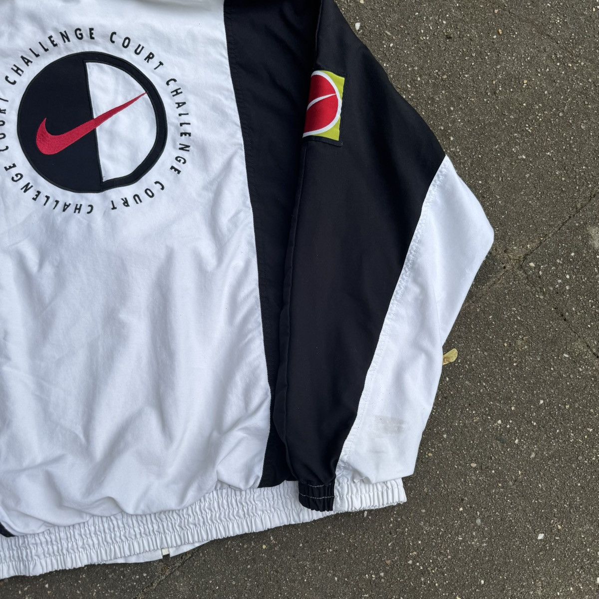 Nike Vintage Nike Challenge Court Jacket Andre Agassi Windbreaker Size US L / EU 52-54 / 3 - 3 Thumbnail