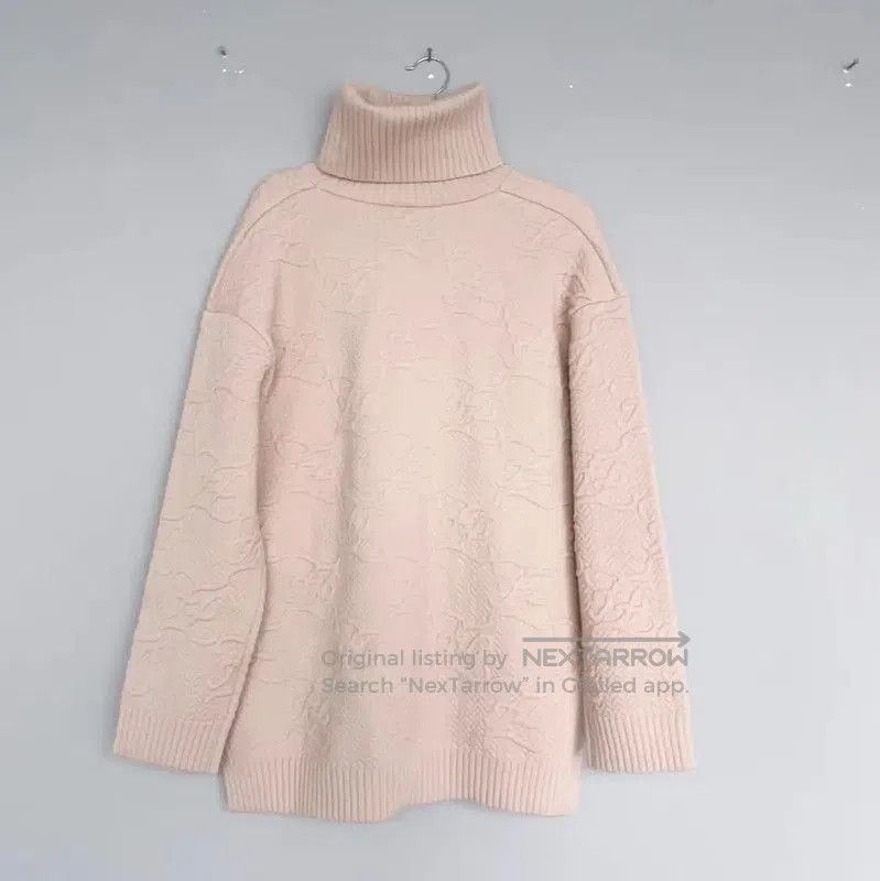 Fendi Fendi Pink Long Sleeve Knit Sweater for Women . Size M / US 6-8 / IT 42-44 - 5 Thumbnail