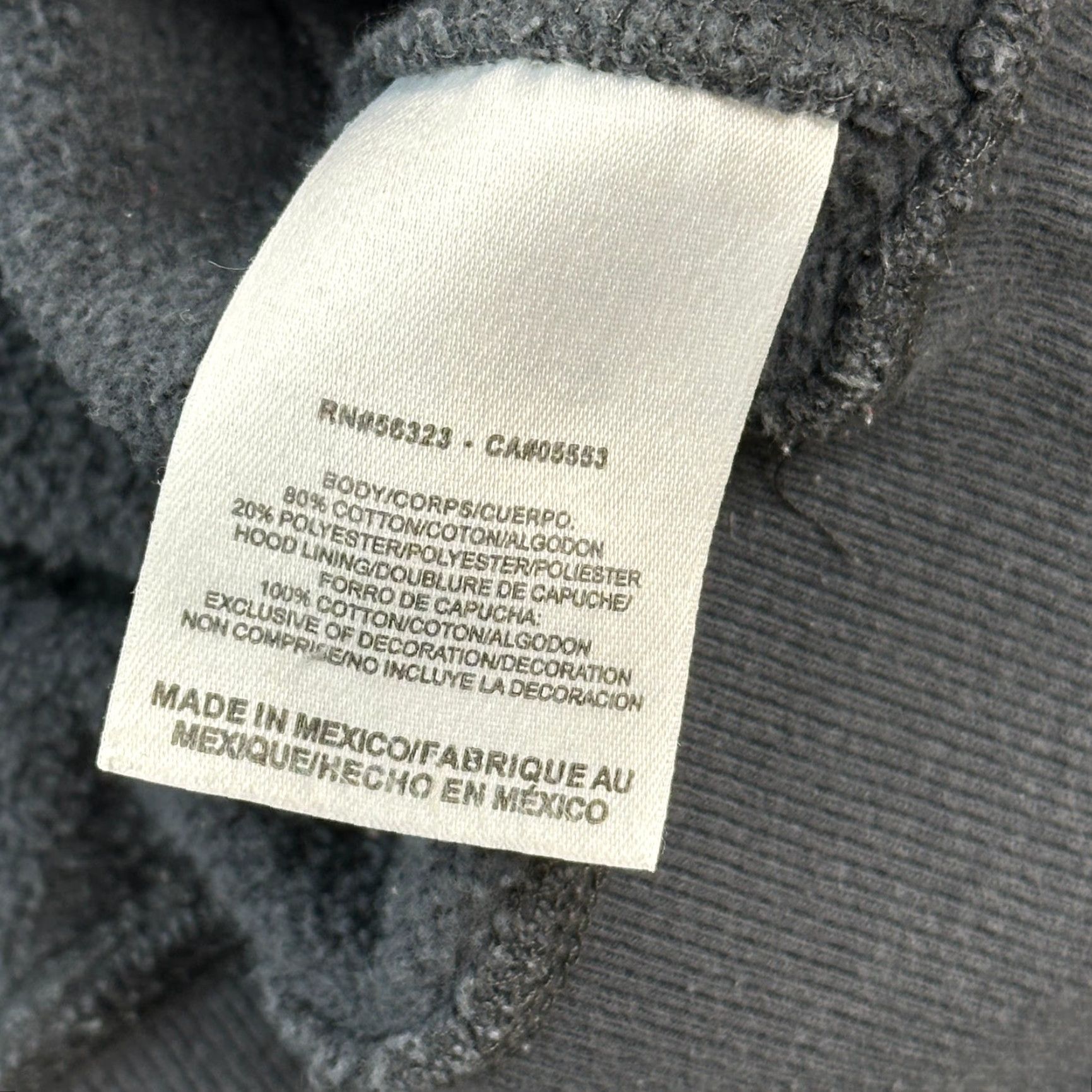 Nike VINTAGE Nike Hoodie Mens XL Gray Center Swoosh Logo Pullover Y2K Size US XL / EU 56 / 4 - 7 Thumbnail