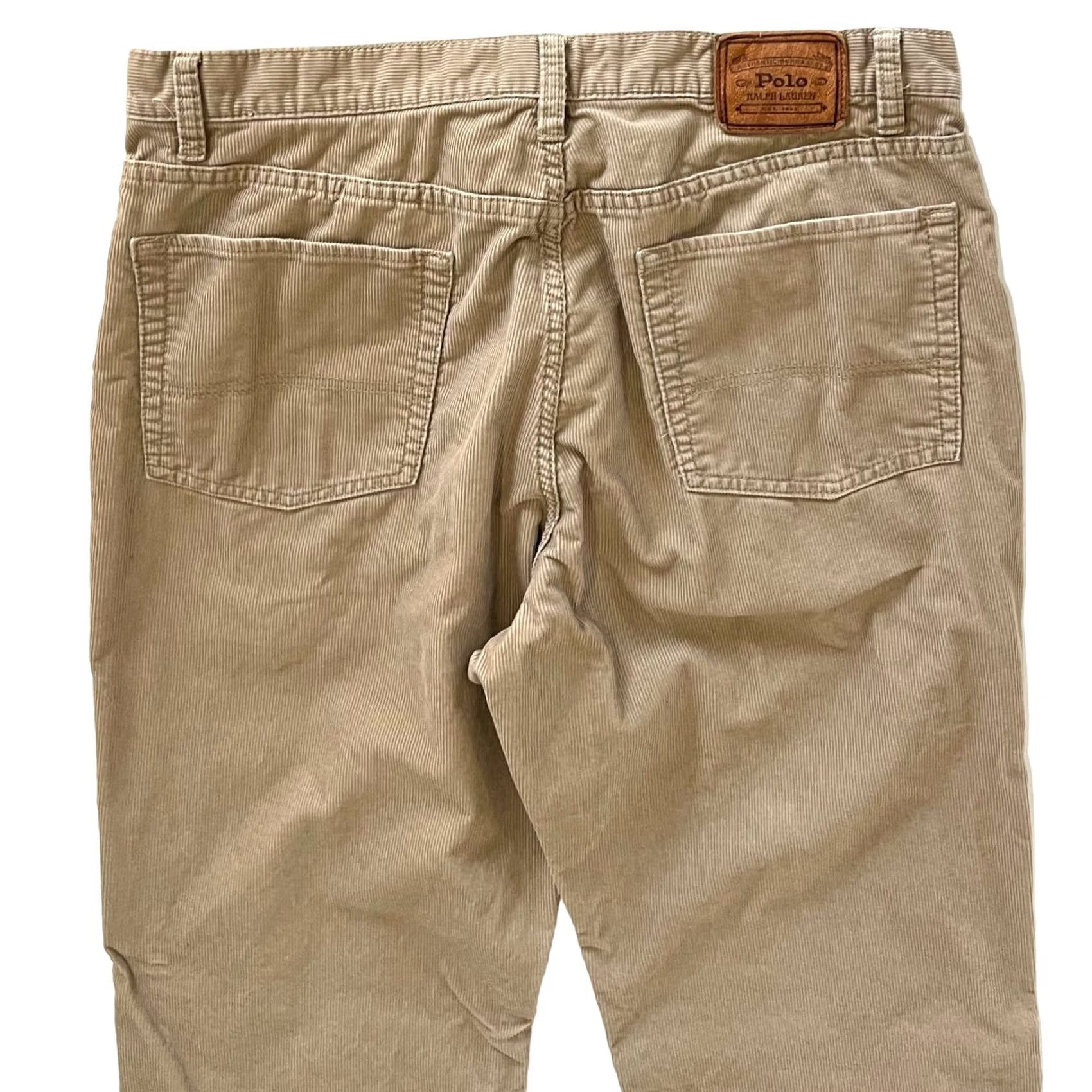 Polo Ralph Lauren VINTAGE Polo Ralph Lauren Men’s Corduroy Pants Beige Flat Front 35x30 (Actual 35x28.5) Preppy Mens Pants Beige Corduroy 35x28.5 Size US S / EU 44-46 / 1 - 4 Thumbnail