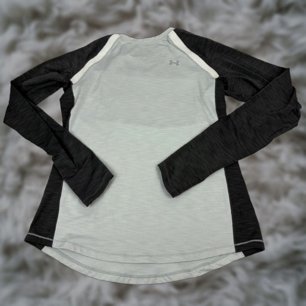 Under Armour Under Armour Shirt Womens Small Gray Long Sleeve Raglan Athletic Running Top Size S / US 4 / IT 40 - 1 Thumbnail