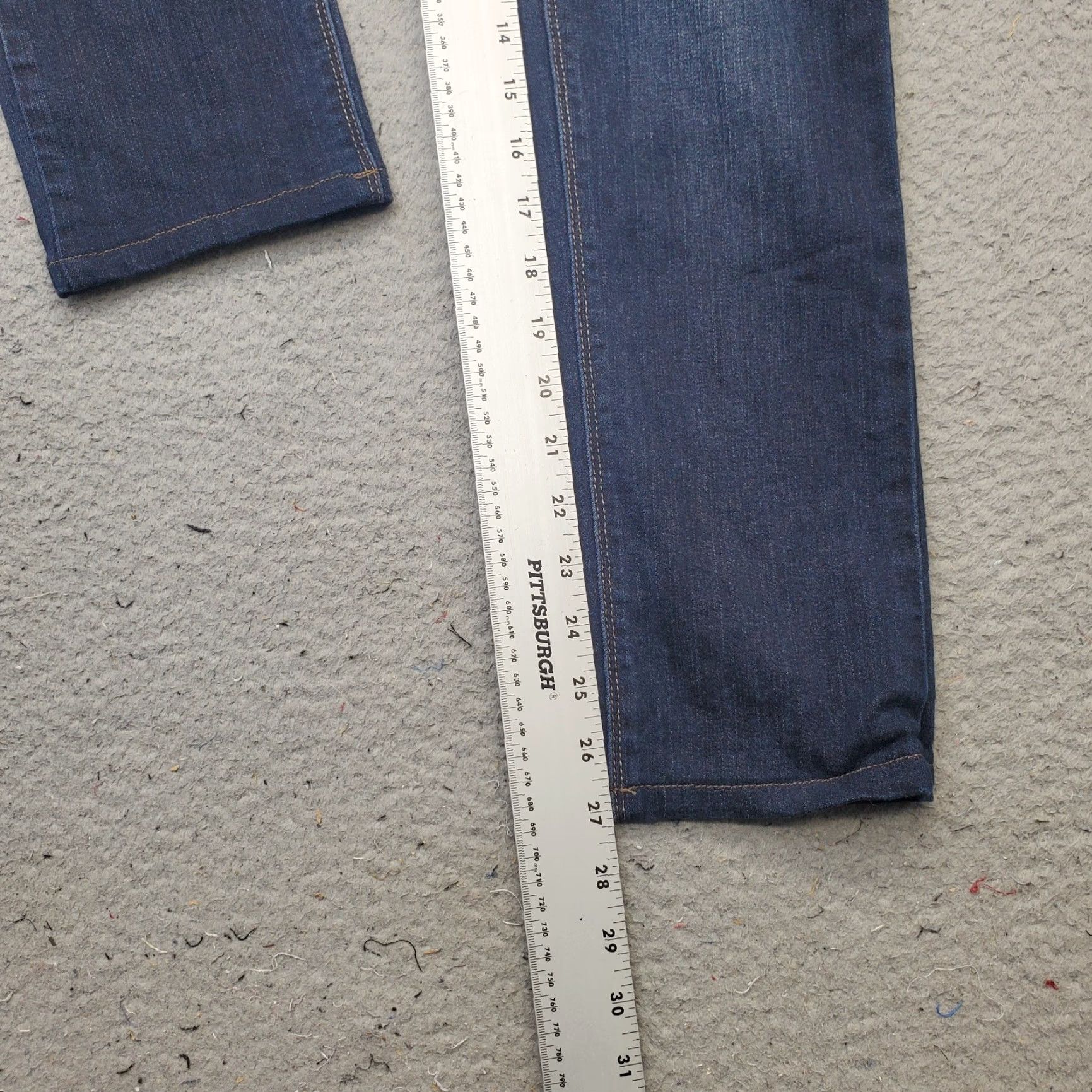 White House Black Market White House Black Market Jeans Women's 0R Blue Denim Slim Leg Streetwear 5-Pocket Design 27 Inseam Size 25" / US 0 / IT 36 - 4 Thumbnail
