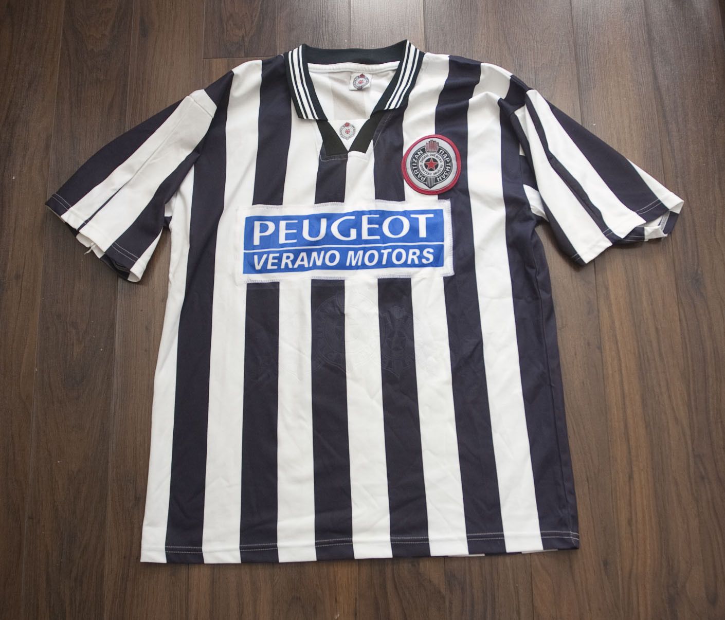 Other FK Partizan Belgrade Jersey Shirt Size L / XL Vintage Size US L / EU 52-54 / 3 - 1 Thumbnail