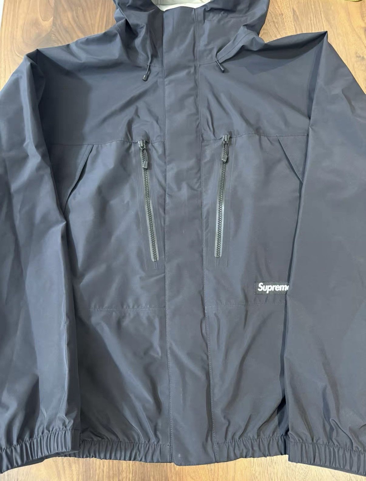 Supreme Supreme FW24 Week8 GORE-TEX Taped Seam Shell Jacket J34 Size US L / EU 52-54 / 3 - 1 Thumbnail