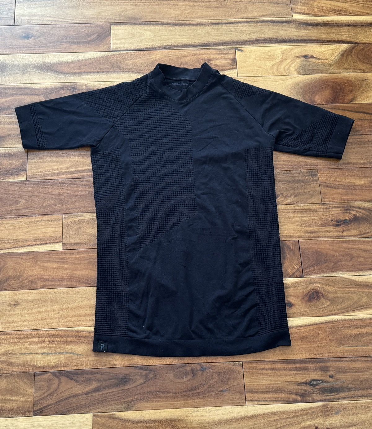 Peak Performance Peak performance Yorba tee Size US S / EU 44-46 / 1 - 1 Thumbnail
