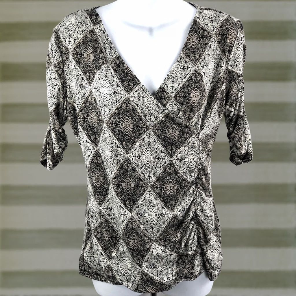 Style & Co Style & co surplice top PM geometric 1/2 sleeve v-neck ruched multicolor blouse Womens PM Size M / US 6-8 / IT 42-44 - 1 Thumbnail