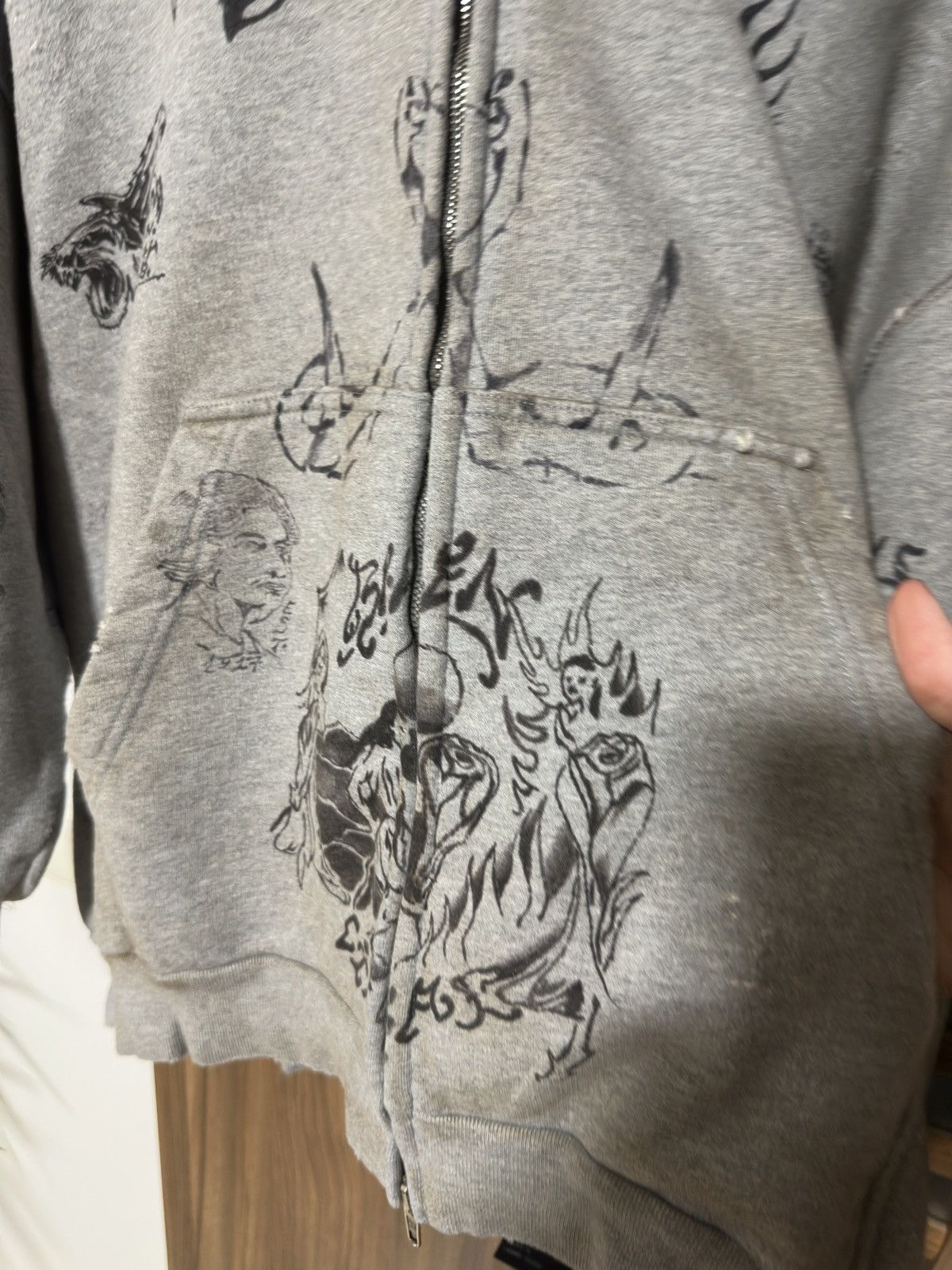 Balenciaga Balenciaga Tattoo zip hoodie grey Size US M / EU 48-50 / 2 - 3 Thumbnail