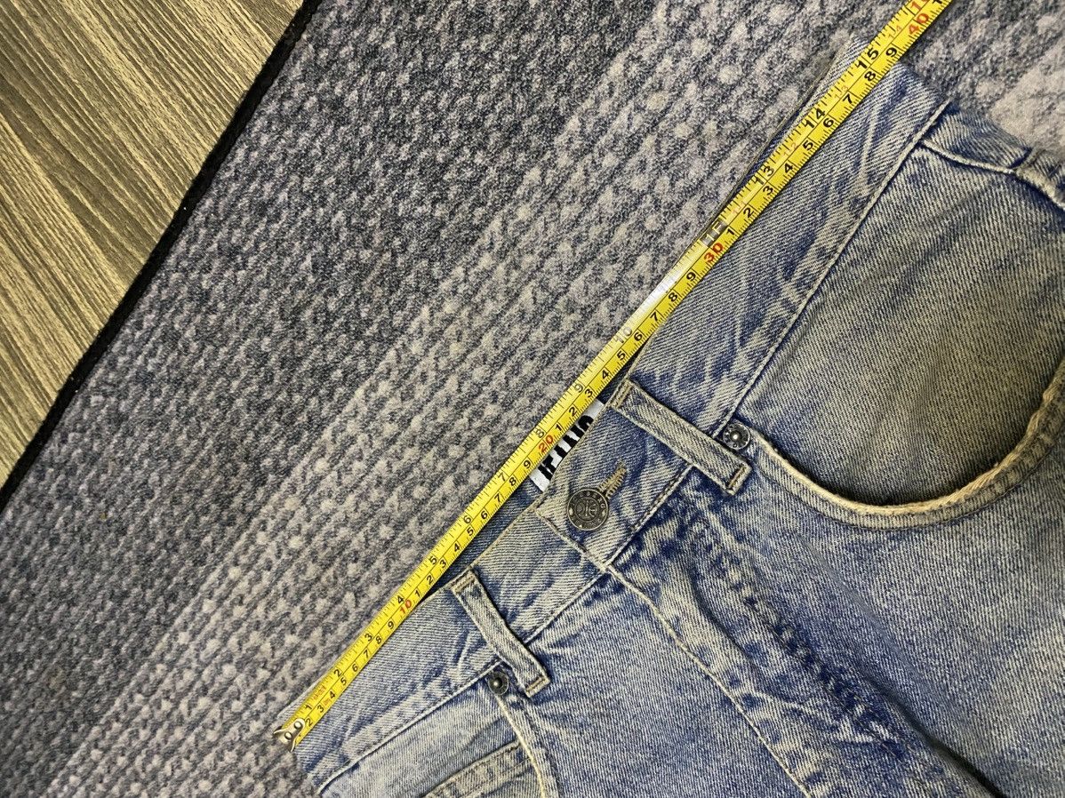 Iceberg × Vintage VINTAGE 90s ICEBERG JEANS X SNOOPY DISTRESSED JEAN Size US 30 / EU 46 - 14 Thumbnail