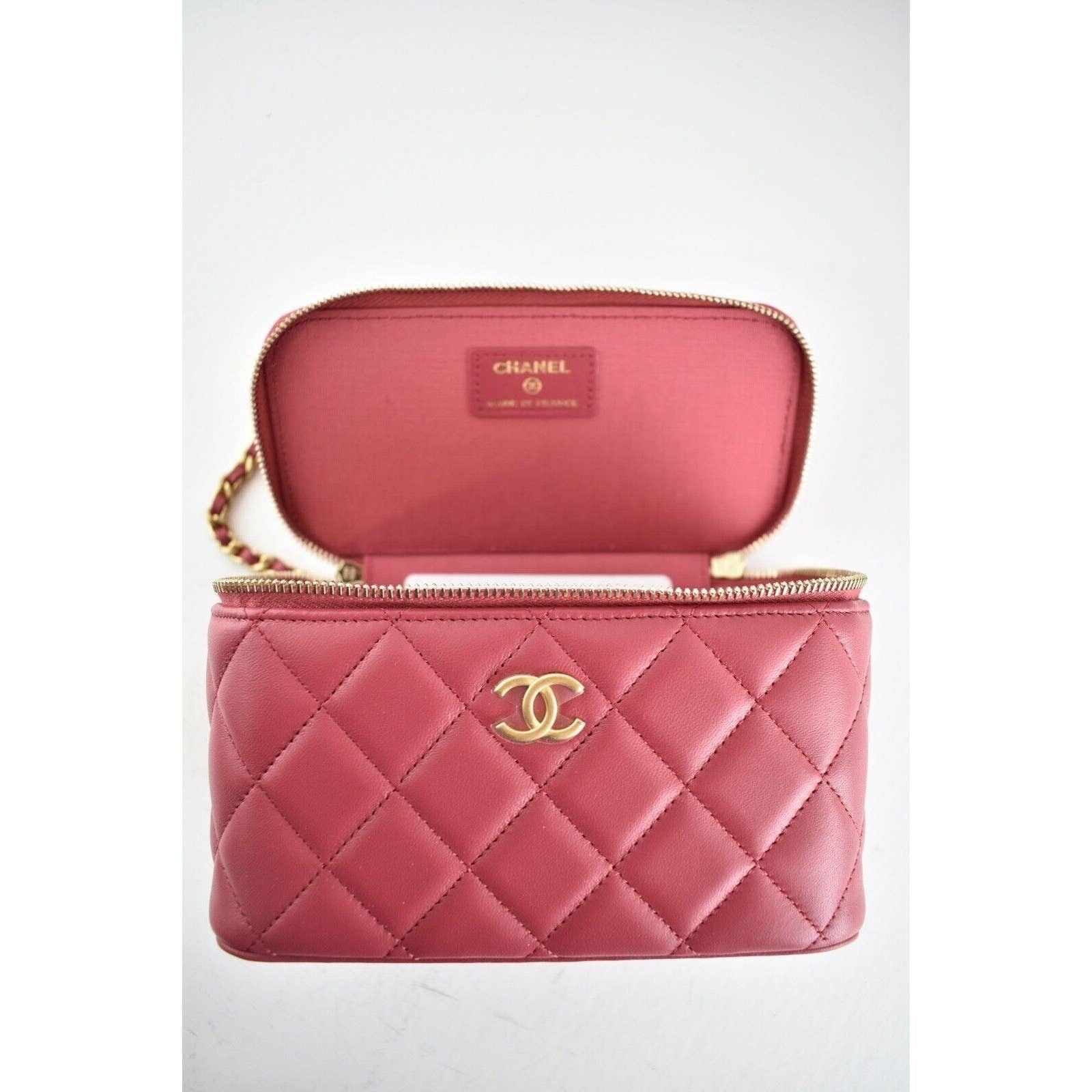 Chanel Chanel With Chain Top Handle Logo Shoulder Crossbody Bag Size ONE SIZE - 11 Thumbnail