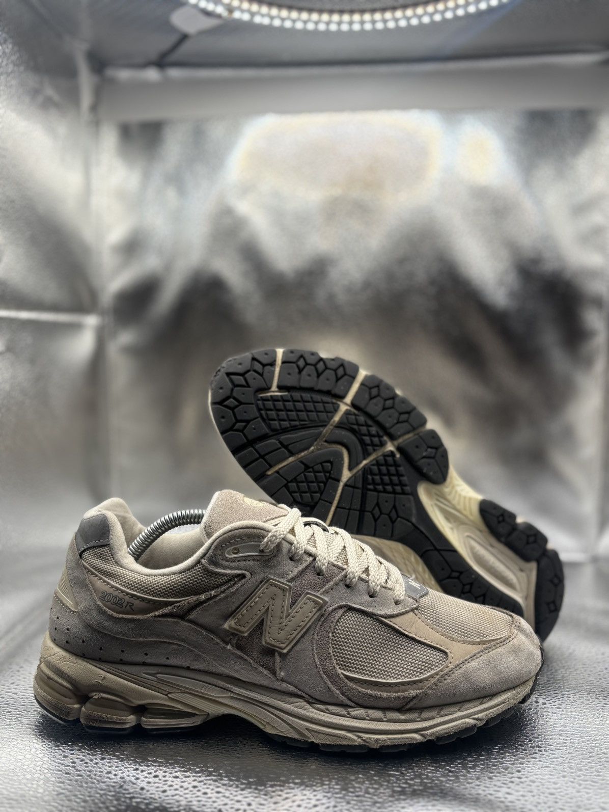 New Balance New Balance 2002r Off White Size US 9 / EU 42 - 1 Thumbnail
