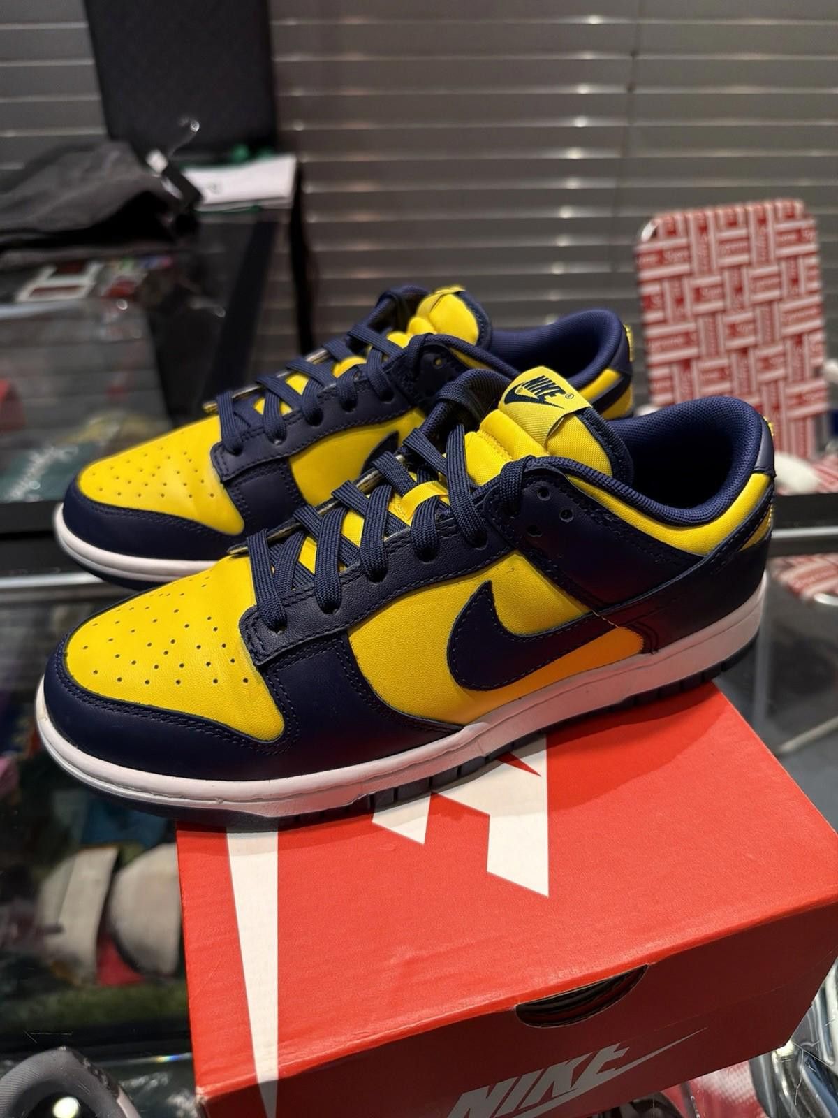 Nike Size 8.5 - Nike Dunk Low Michigan 2021 (DD1391 700) Size US 8.5 / EU 41-42 - 8 Thumbnail