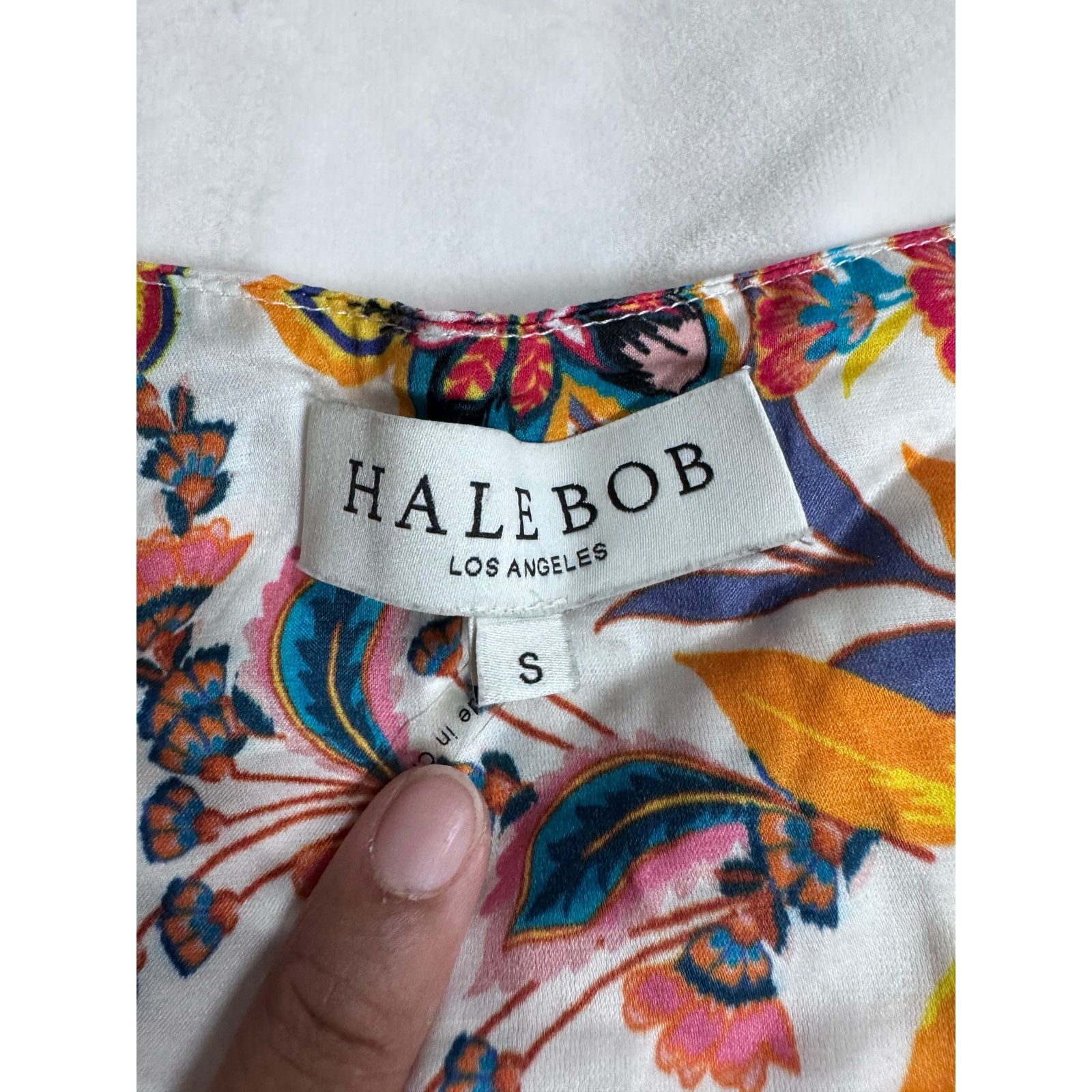 Unknown London Hale Bob Los Angeles Isla Silk Top RARE Women’s Size S USED Size S / US 4 / IT 40 - 4 Thumbnail