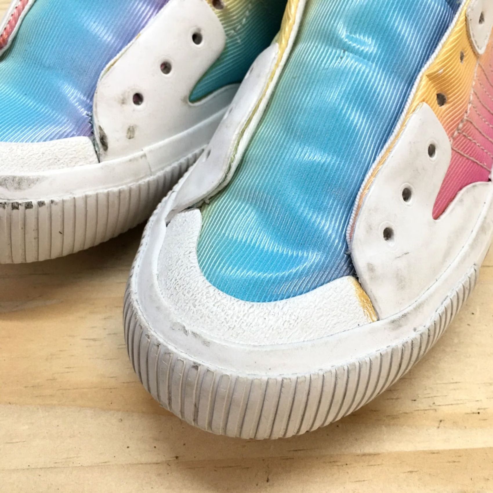 Calvin Klein Calvin Klein Shoes Womens 5.5 M Clauri Low Top Sneakers Multicolor Round Toe - Casual Sneaker for Women Size M / US 6-8 / IT 42-44 - 5 Thumbnail