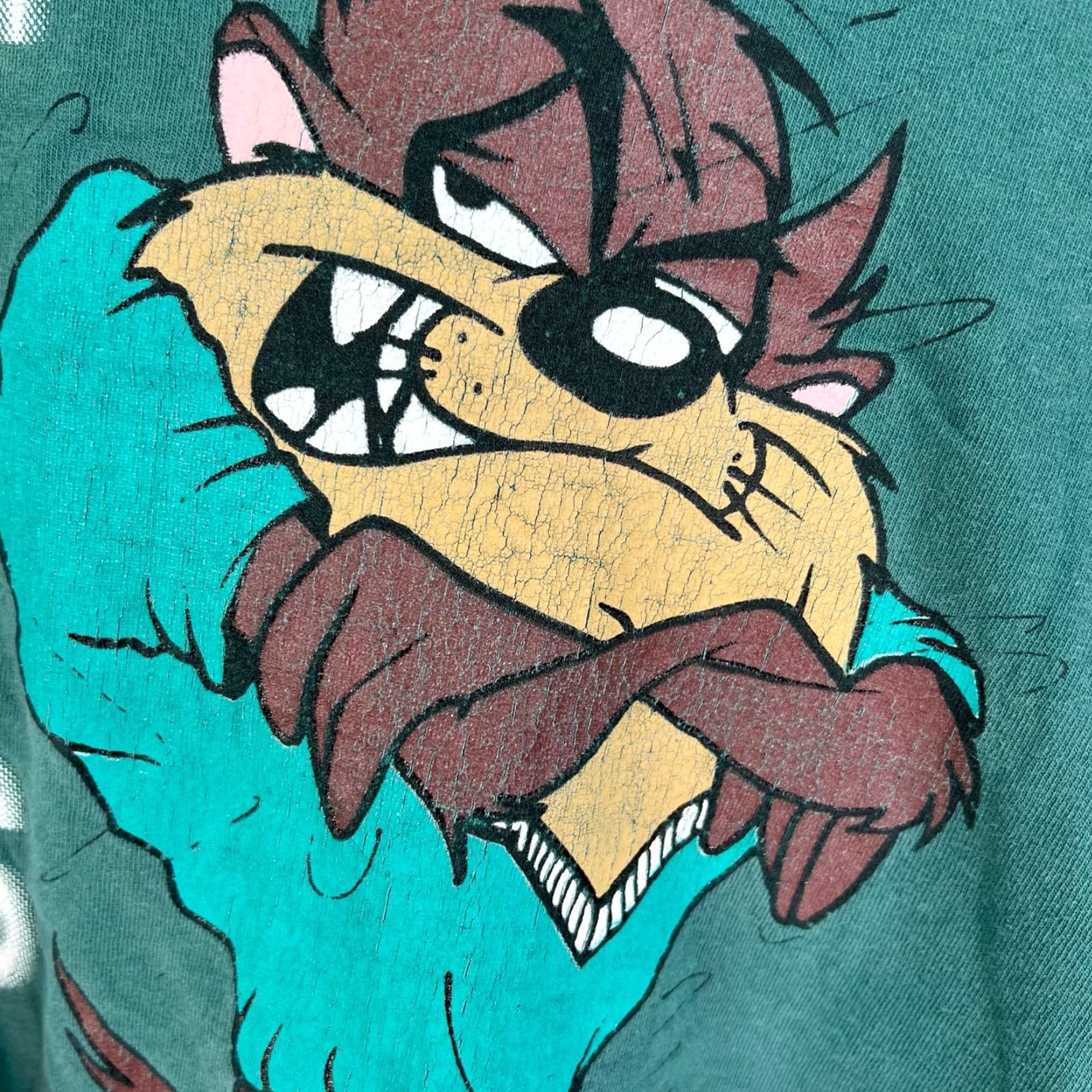 Vintage VINTAGE Looney Tunes Taz Tank Top Men Size L Green 90s Cartoon Looney Toons Animal Graphic Size US L / EU 52-54 / 3 - 2 Thumbnail
