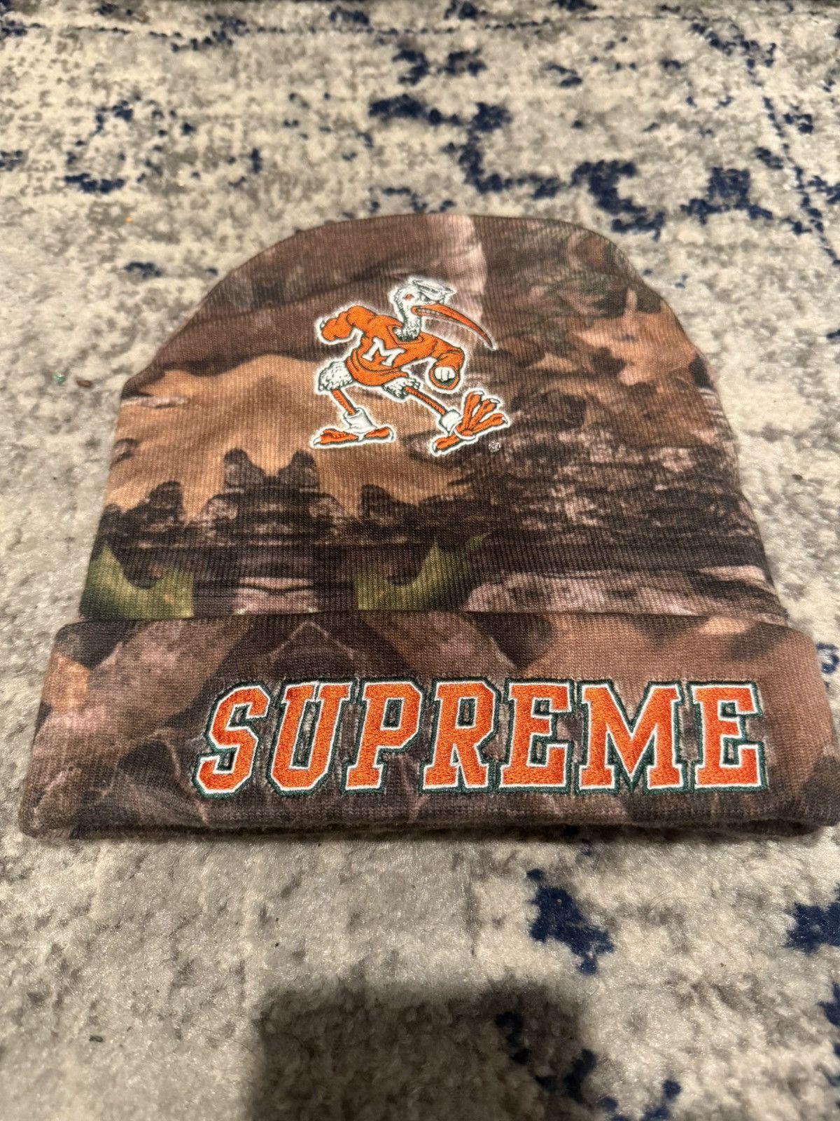 Supreme Supreme x Mitchell&Ness UMiami Beanie Size ONE SIZE - 1 Thumbnail